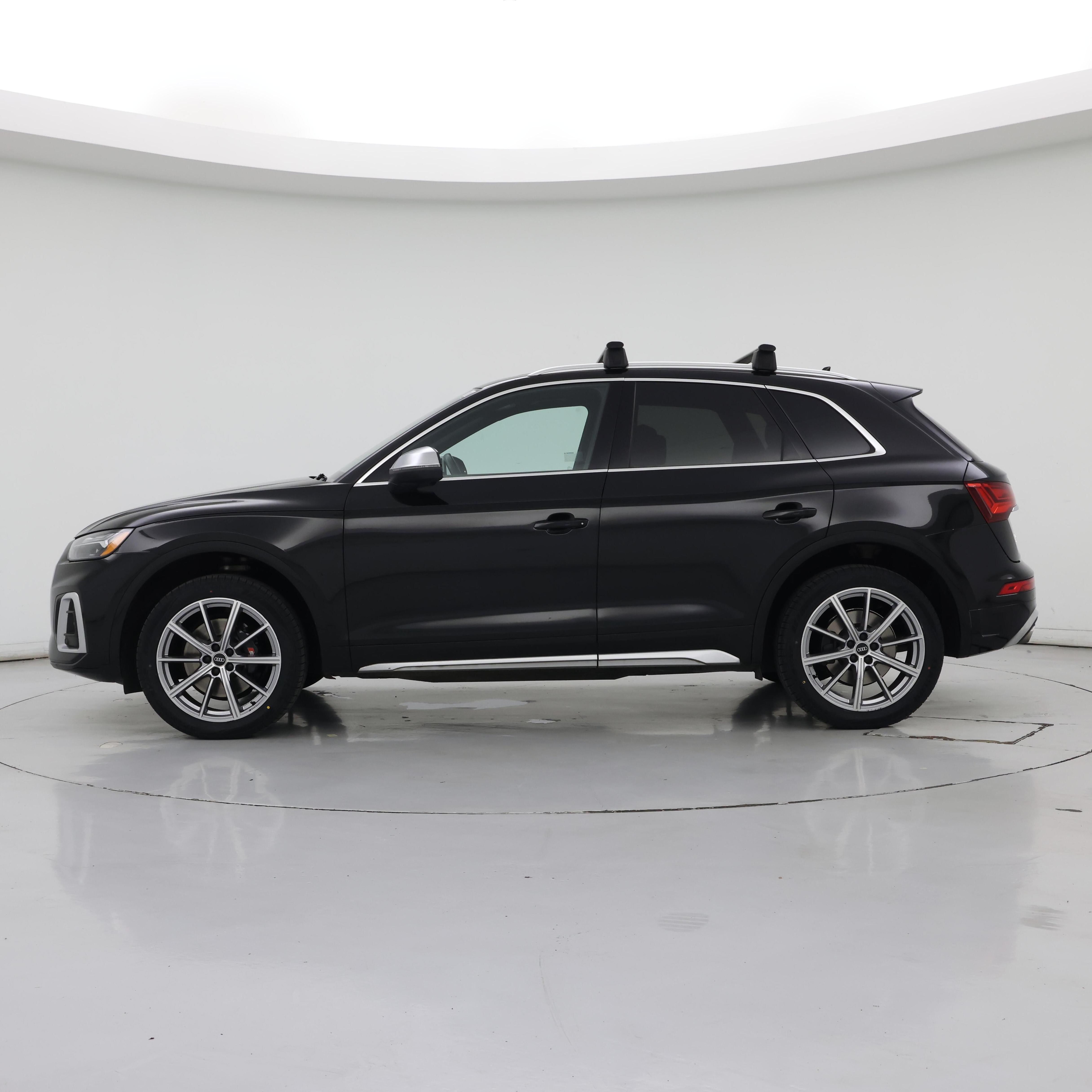 Thumbnail: 2022 Audi SQ5 - 3