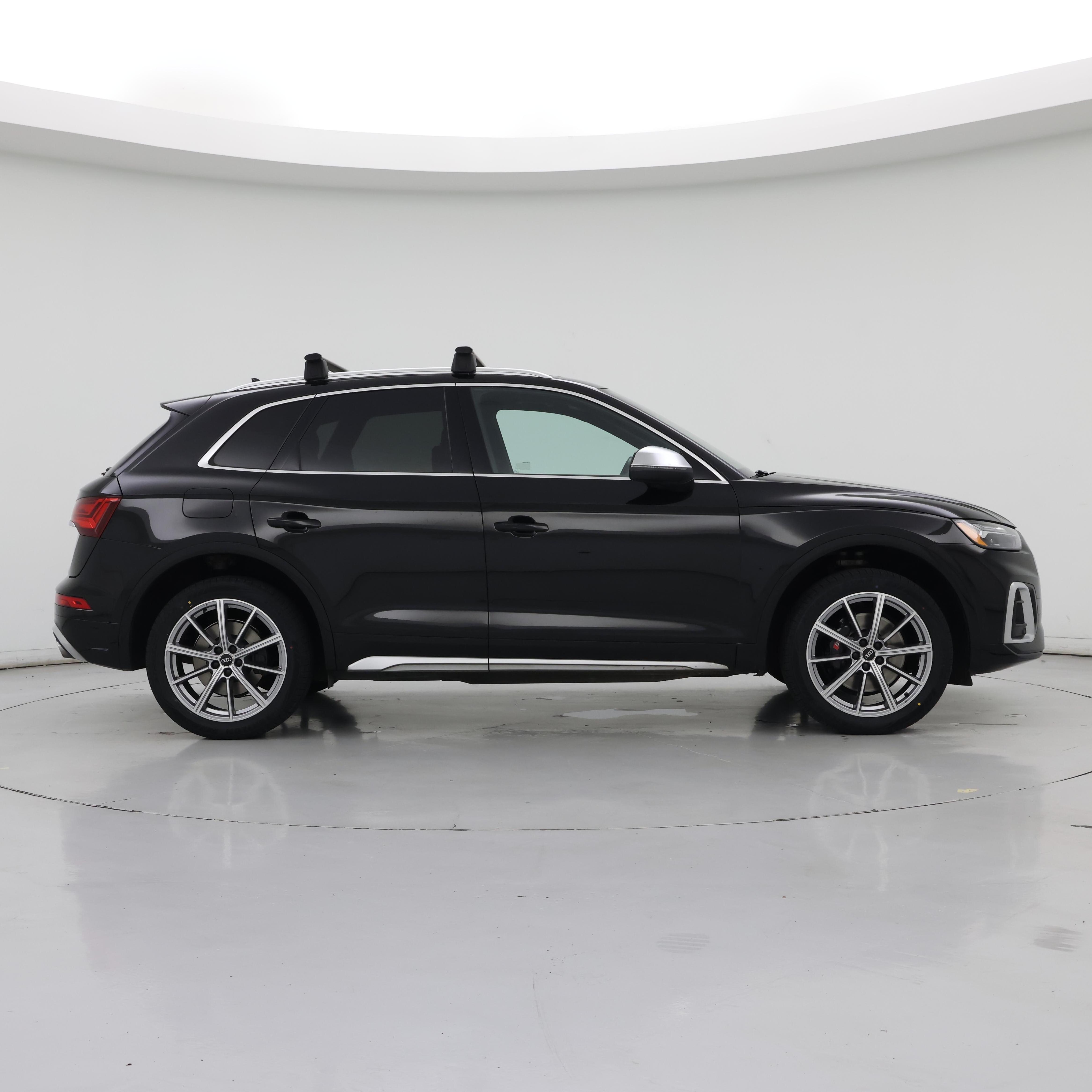 Thumbnail: 2022 Audi SQ5 - 7