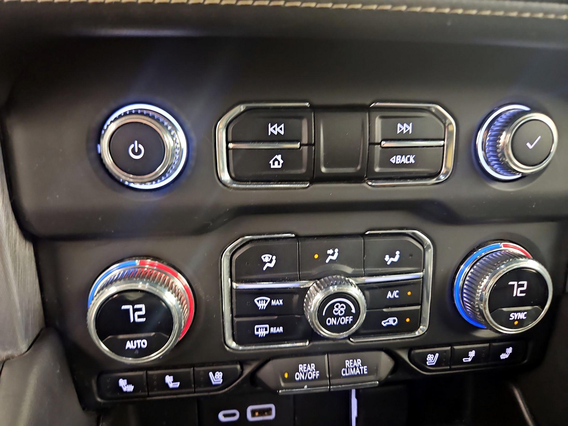 Thumbnail: 2023 GMC Yukon XL - 16