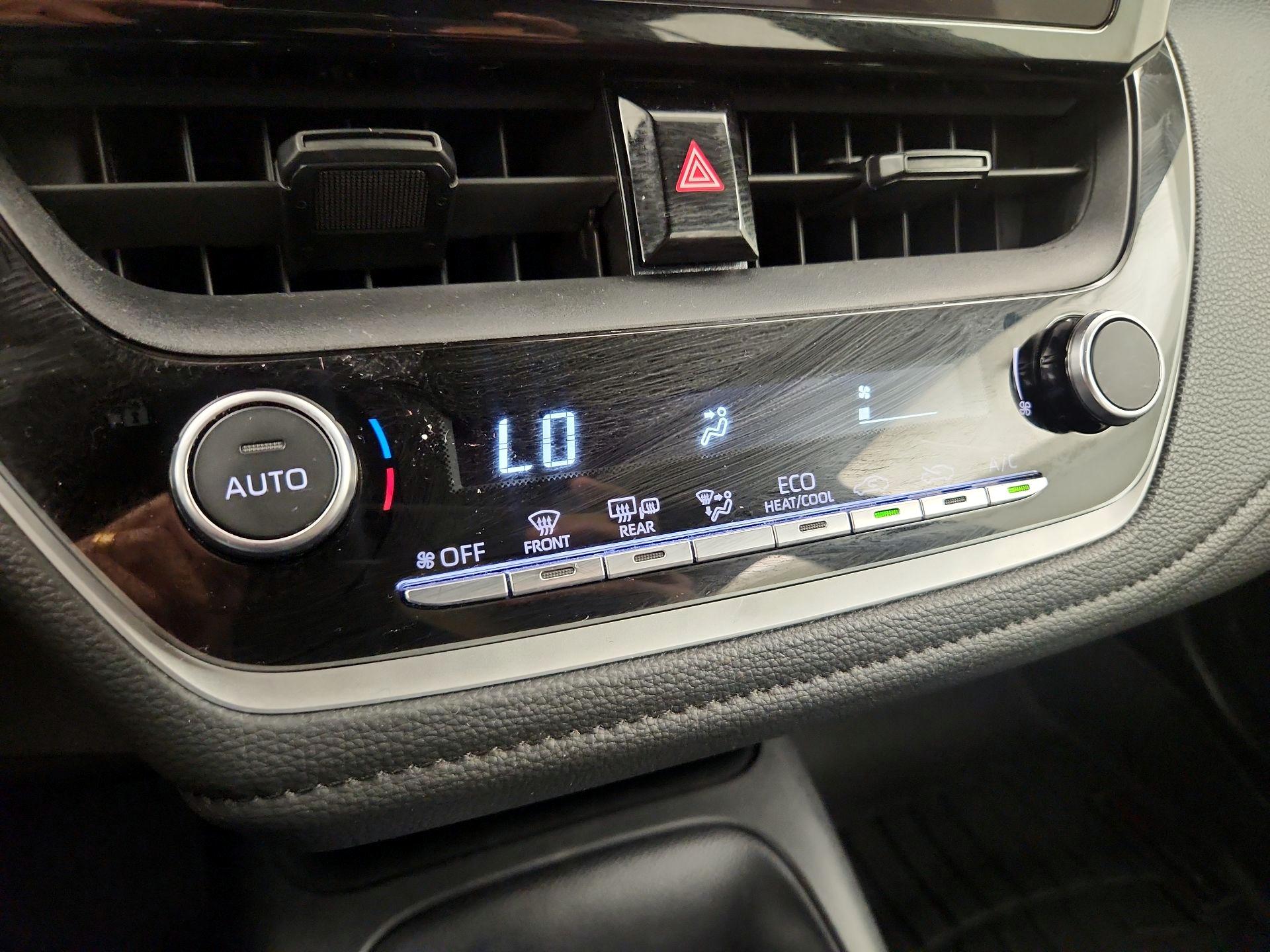 Thumbnail: 2021 Toyota Corolla - 16