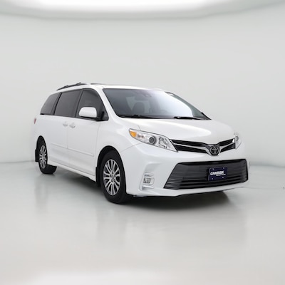 2020 Toyota Sienna XLE