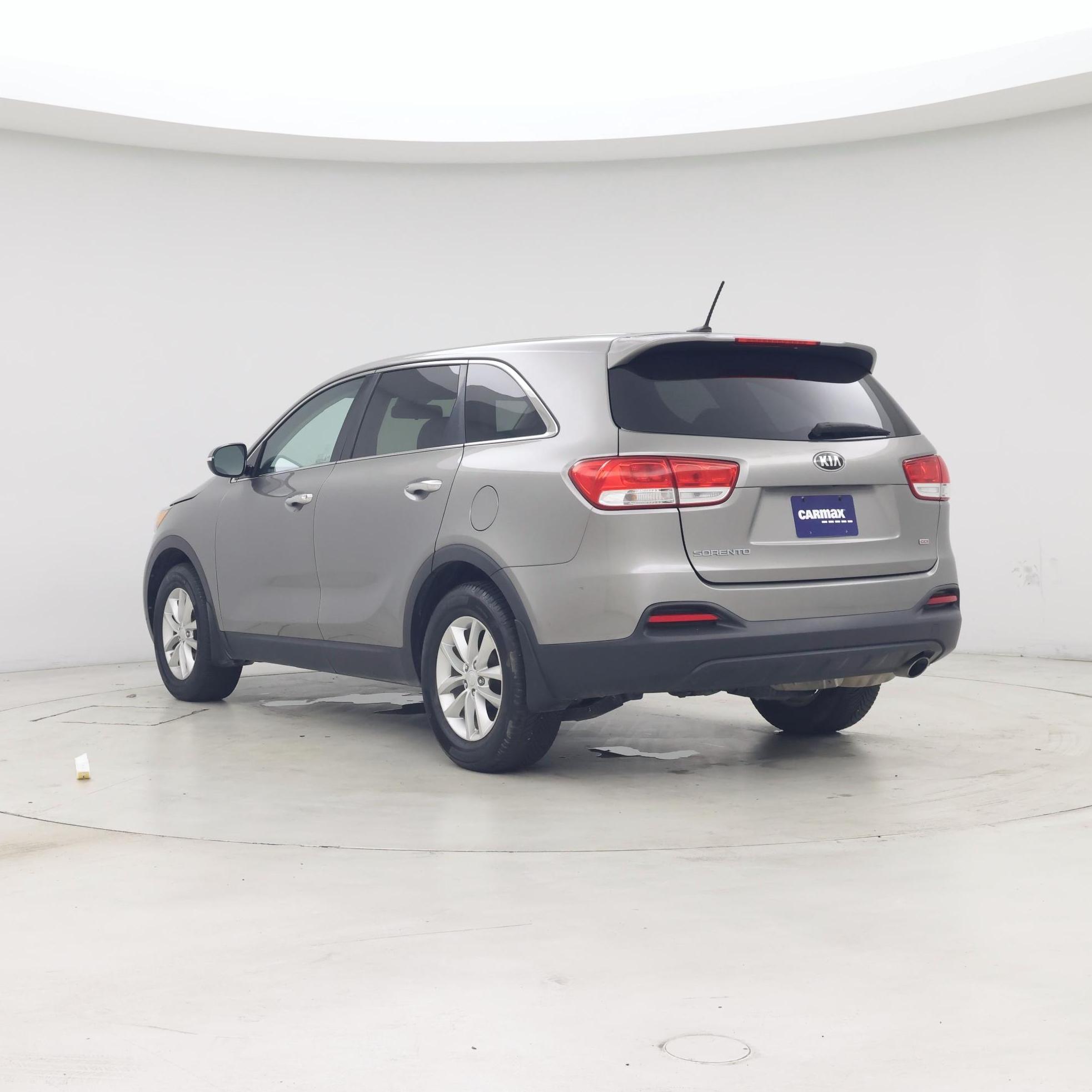 Thumbnail: 2017 Kia Sorento - 2