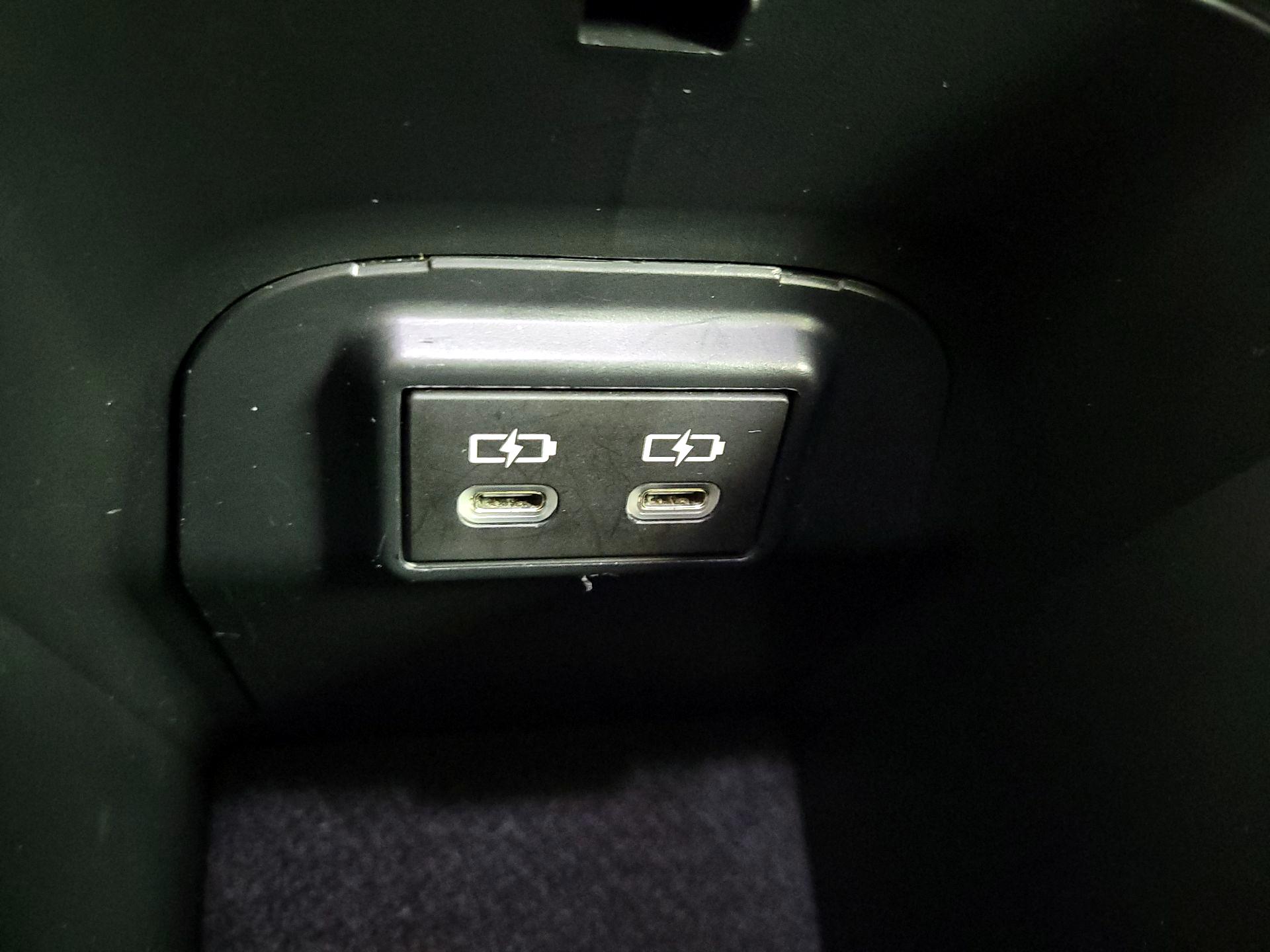 Thumbnail: 2024 Toyota RAV4 - 19