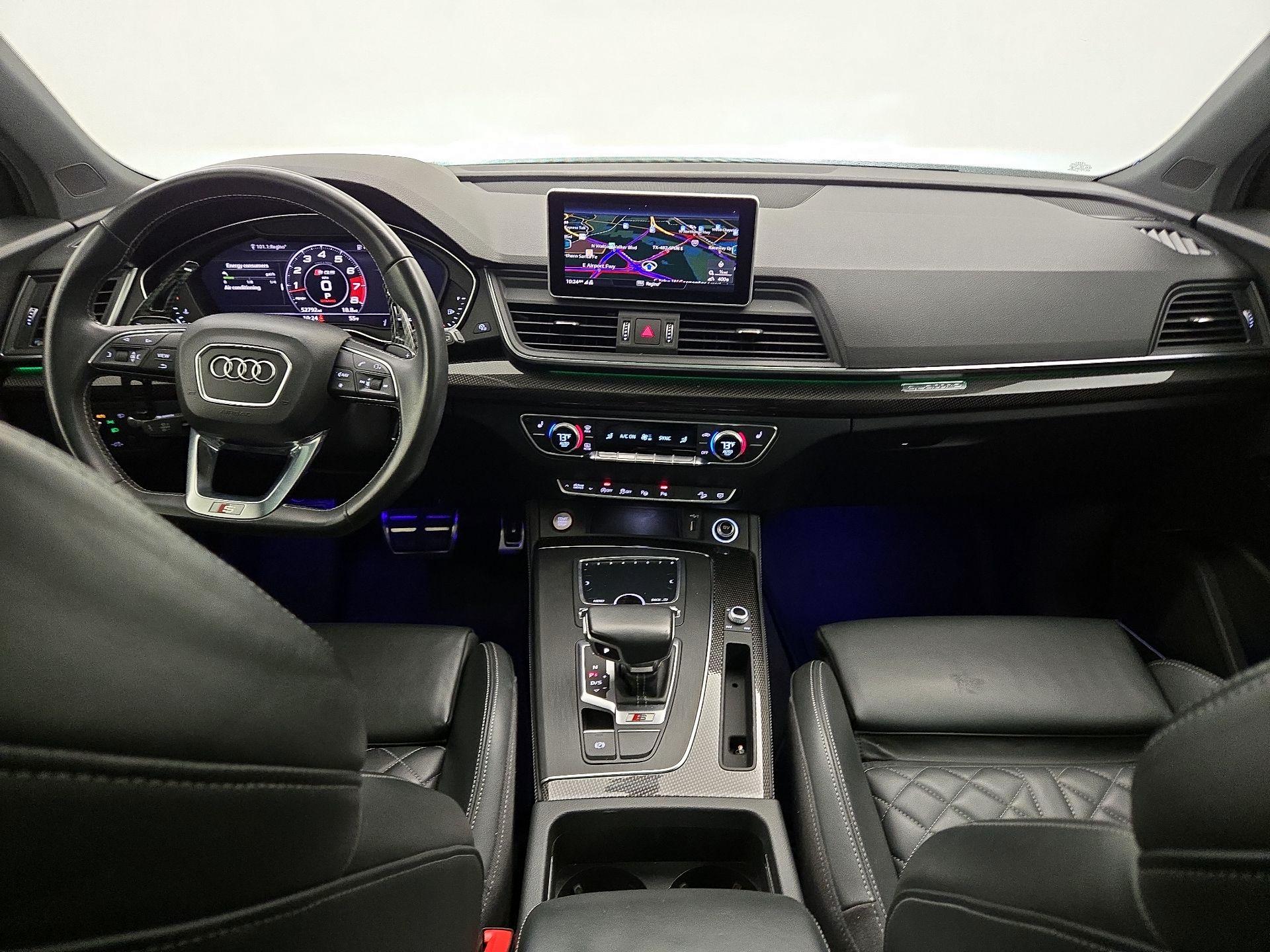 Thumbnail: 2020 Audi SQ5 - 9