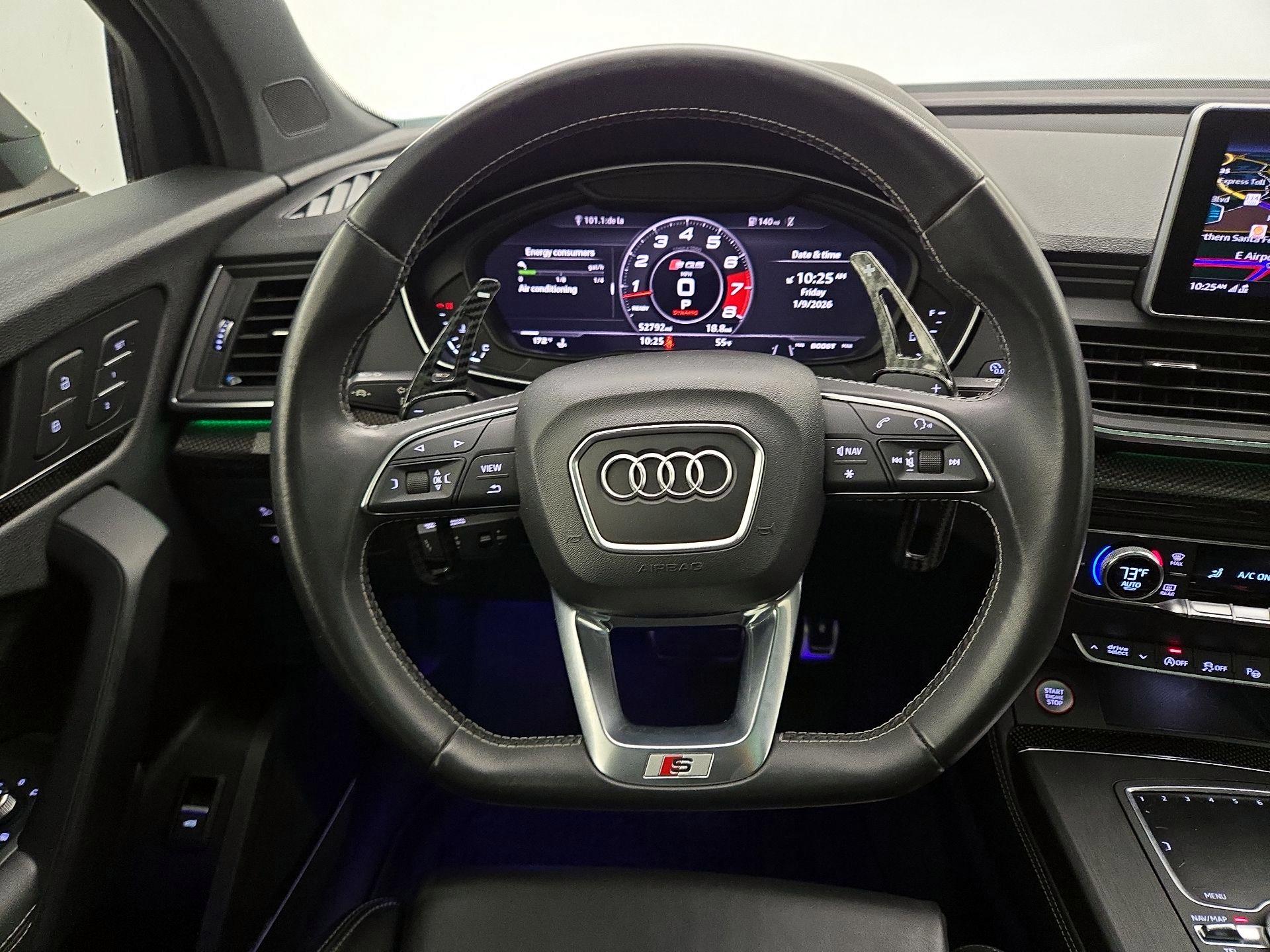 Thumbnail: 2020 Audi SQ5 - 10