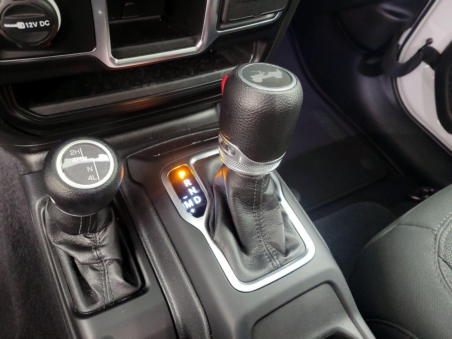 Thumbnail: 2023 Jeep Wrangler - 17