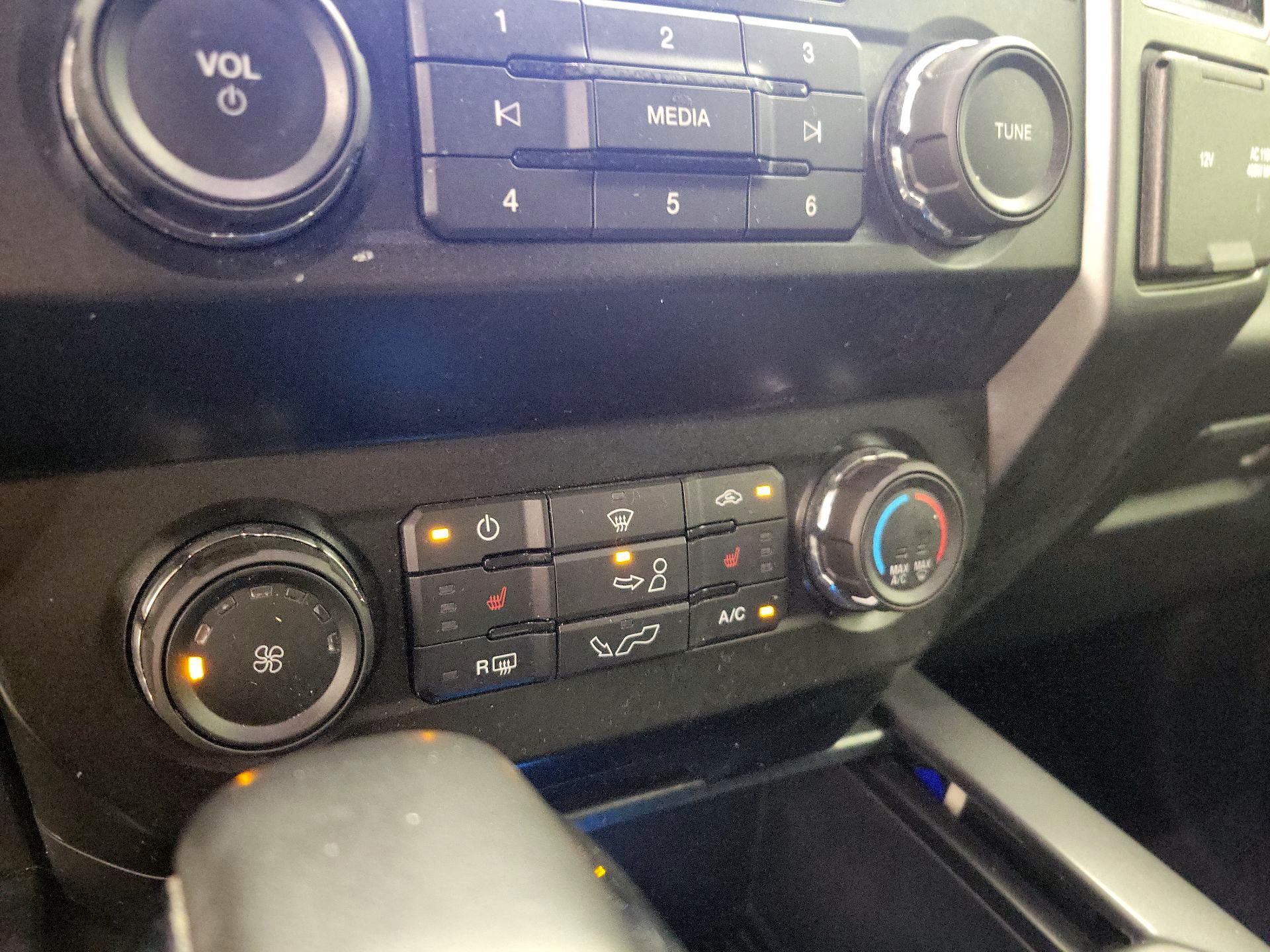 Thumbnail: 2019 Ford F-150 - 16