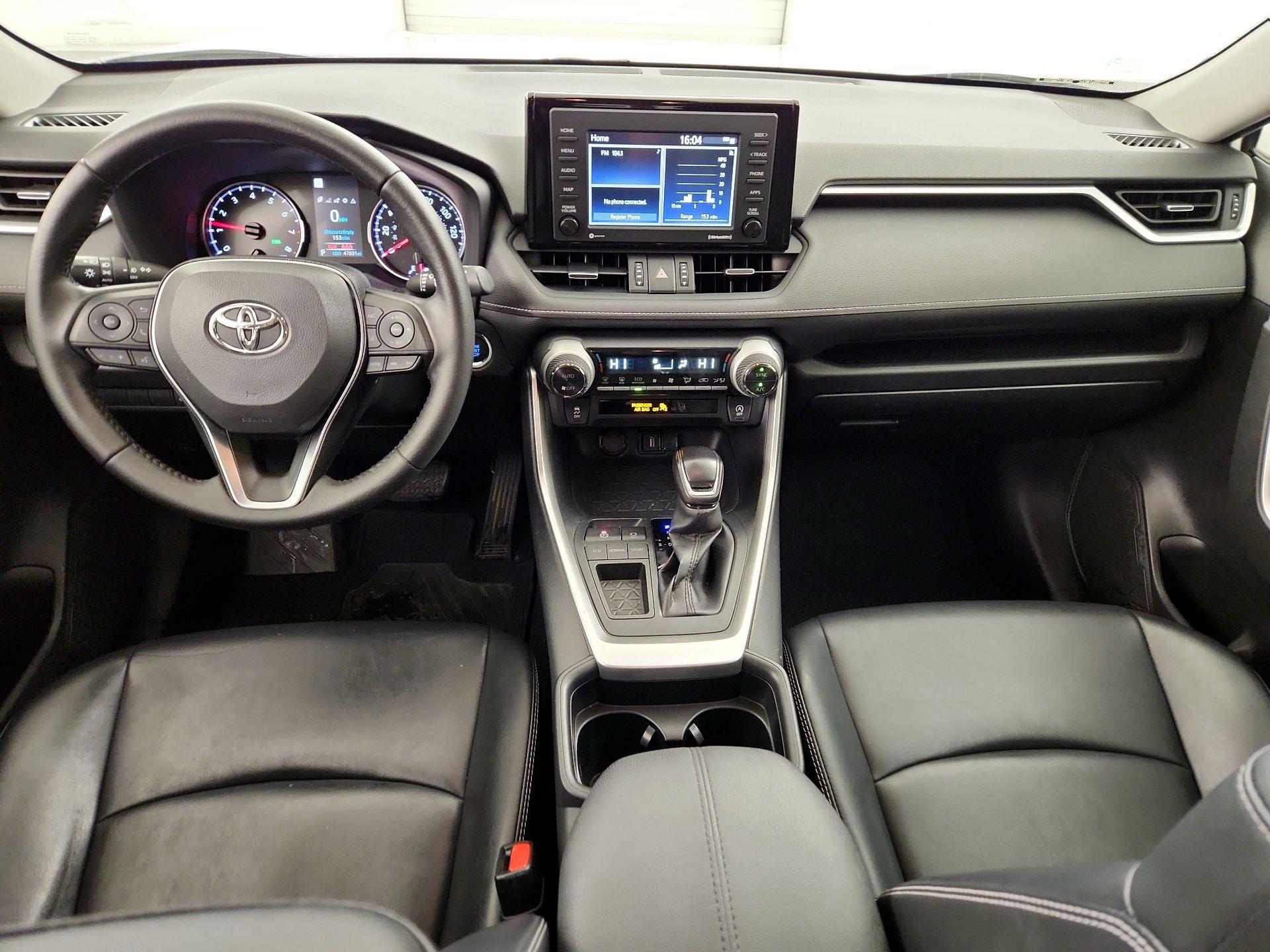 Thumbnail: 2020 Toyota RAV4 - 9