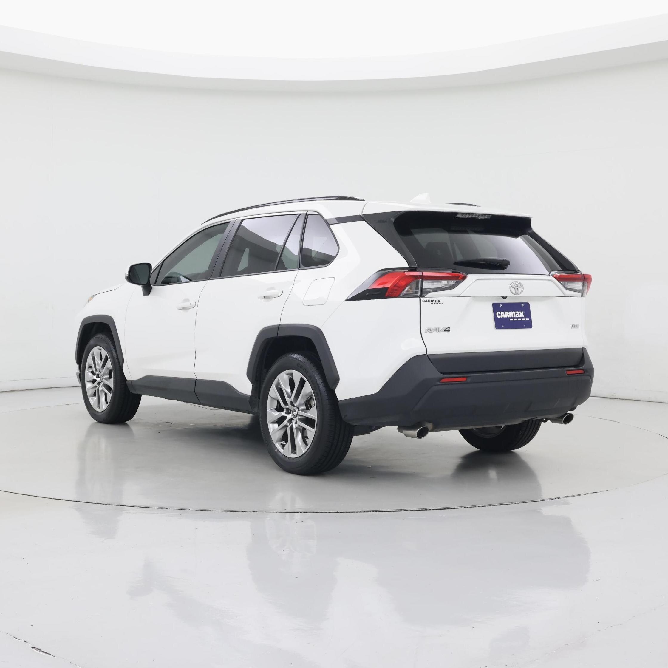 Thumbnail: 2020 Toyota RAV4 - 2