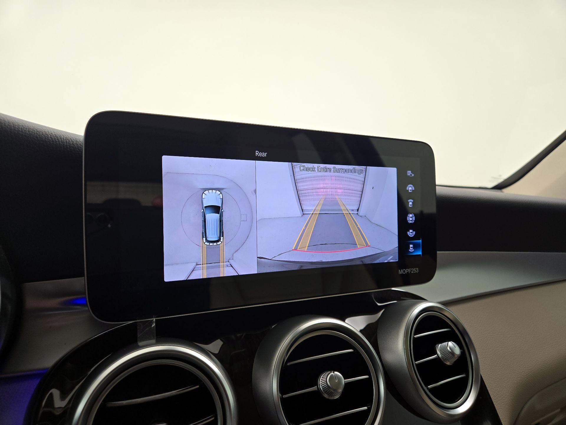 Thumbnail: 2021 Mercedes-Benz GLC - 14