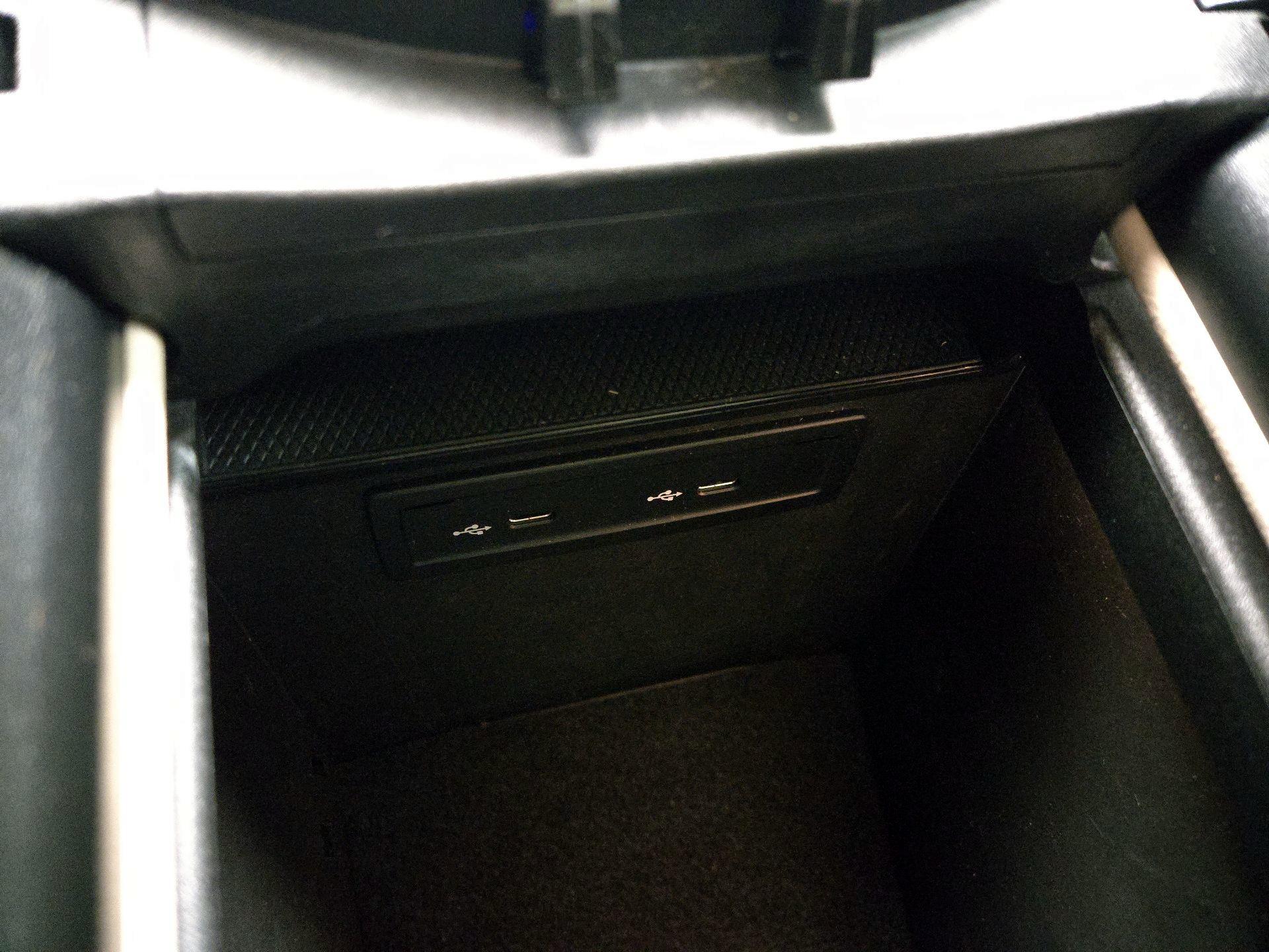 Thumbnail: 2021 Mercedes-Benz GLC - 18