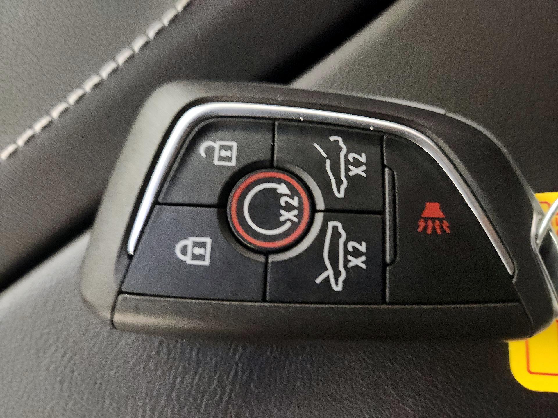 Thumbnail: 2023 Chevrolet Corvette - 18