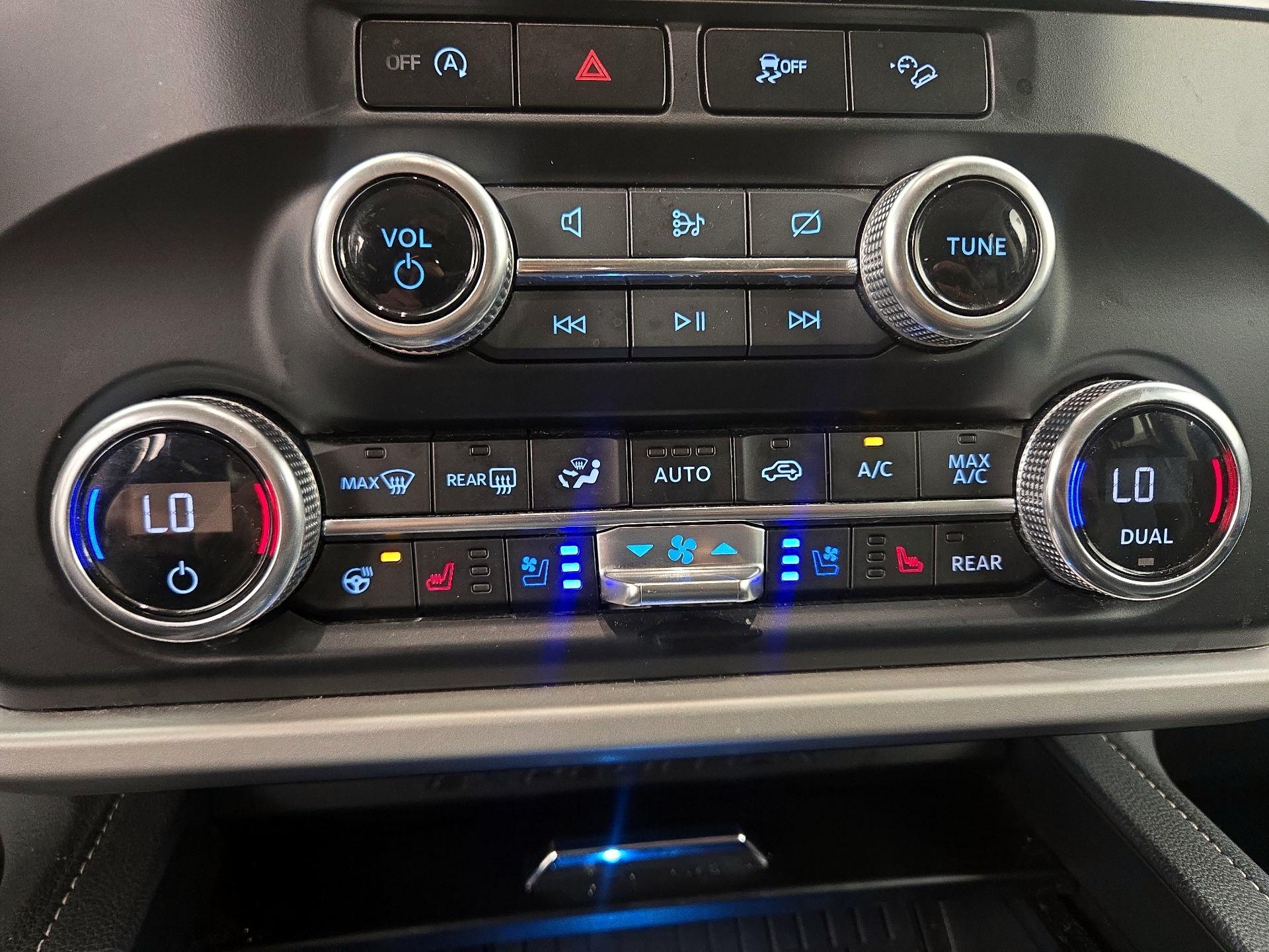 Thumbnail: 2024 Ford Expedition - 17