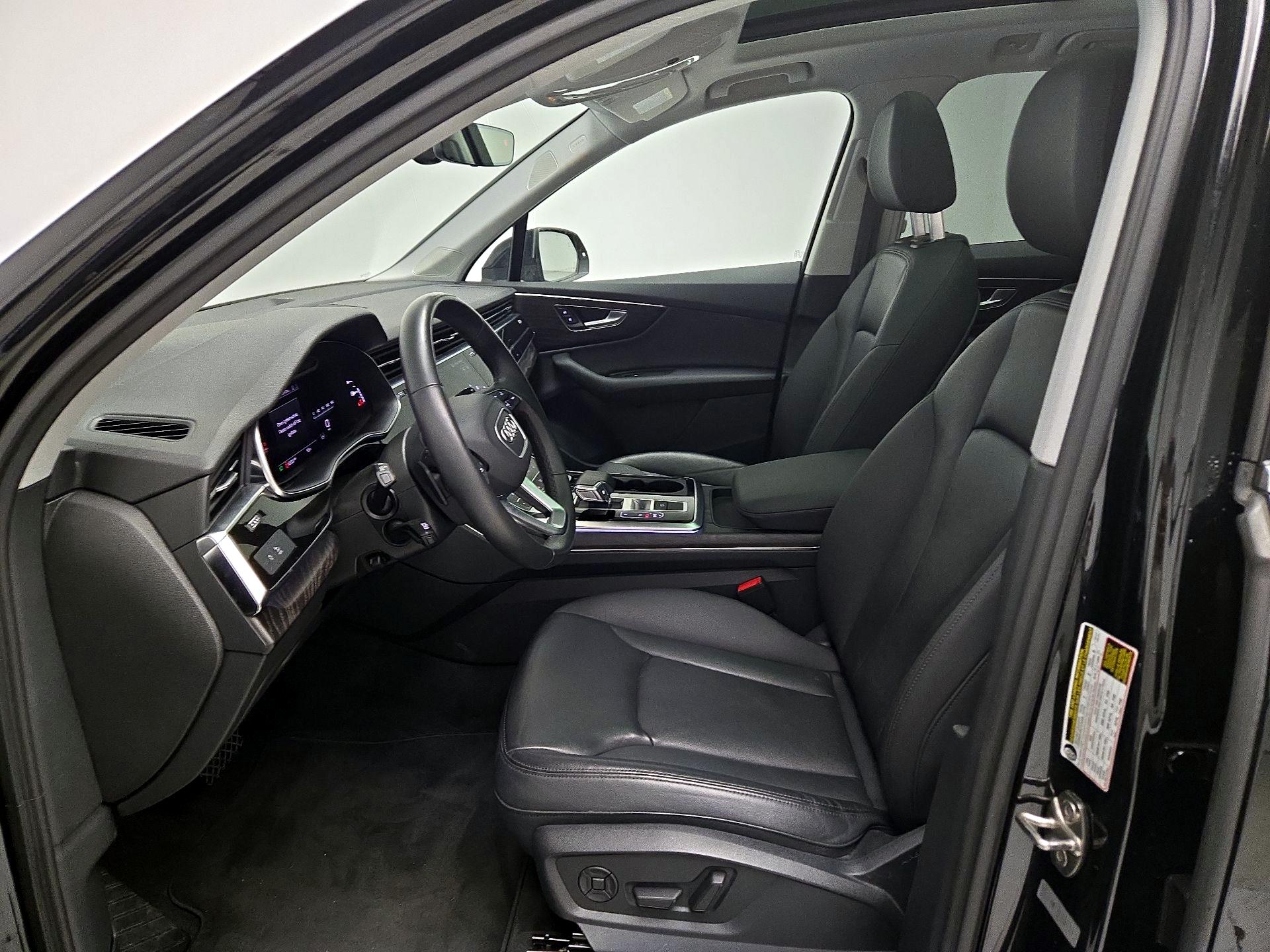 Thumbnail: 2022 Audi Q7 - 11