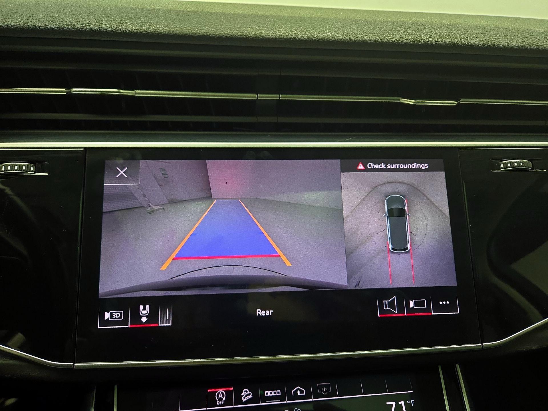 Thumbnail: 2022 Audi Q7 - 15