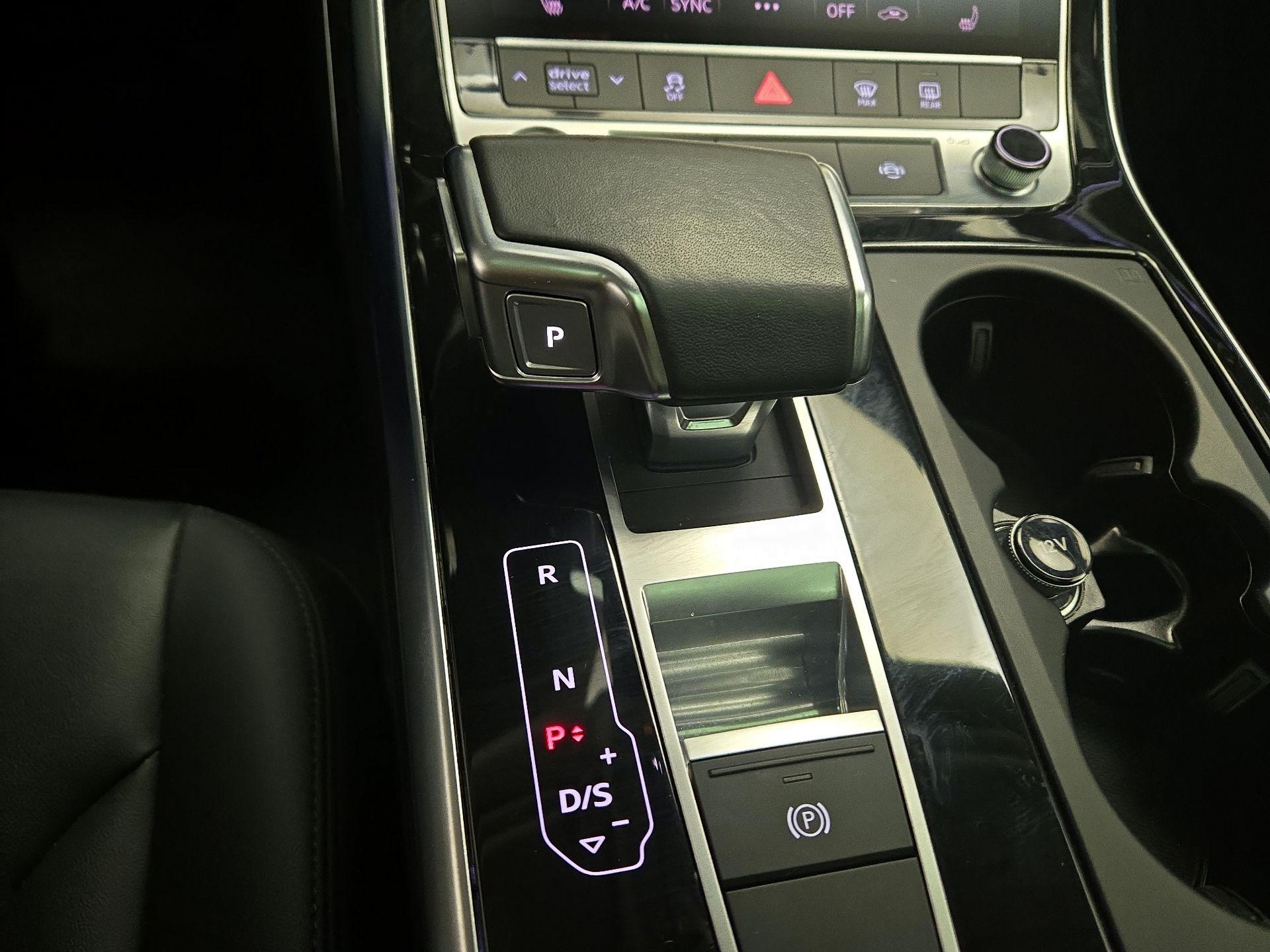 Thumbnail: 2022 Audi Q7 - 18