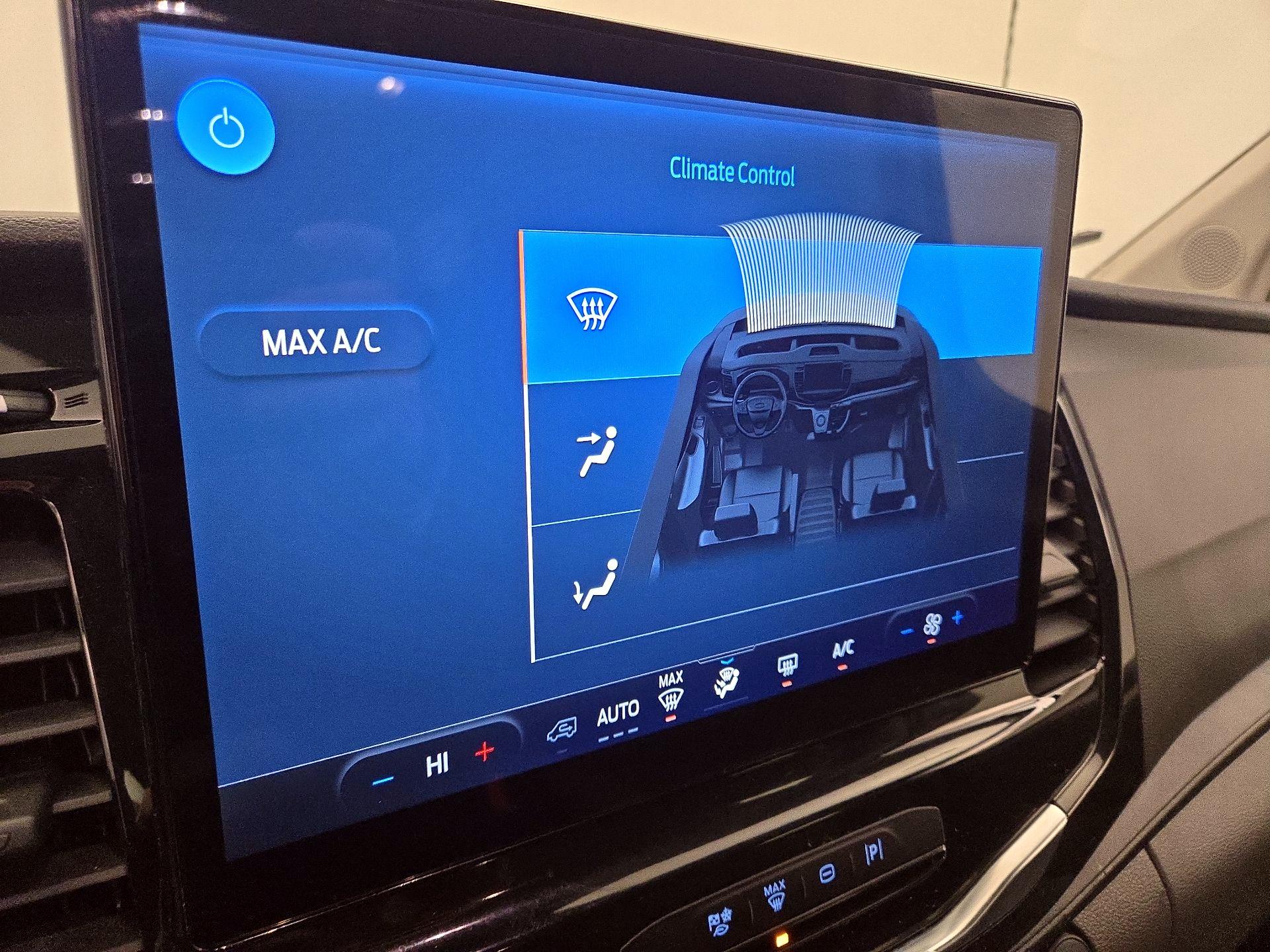 Thumbnail: 2023 Ford Transit Series - 17