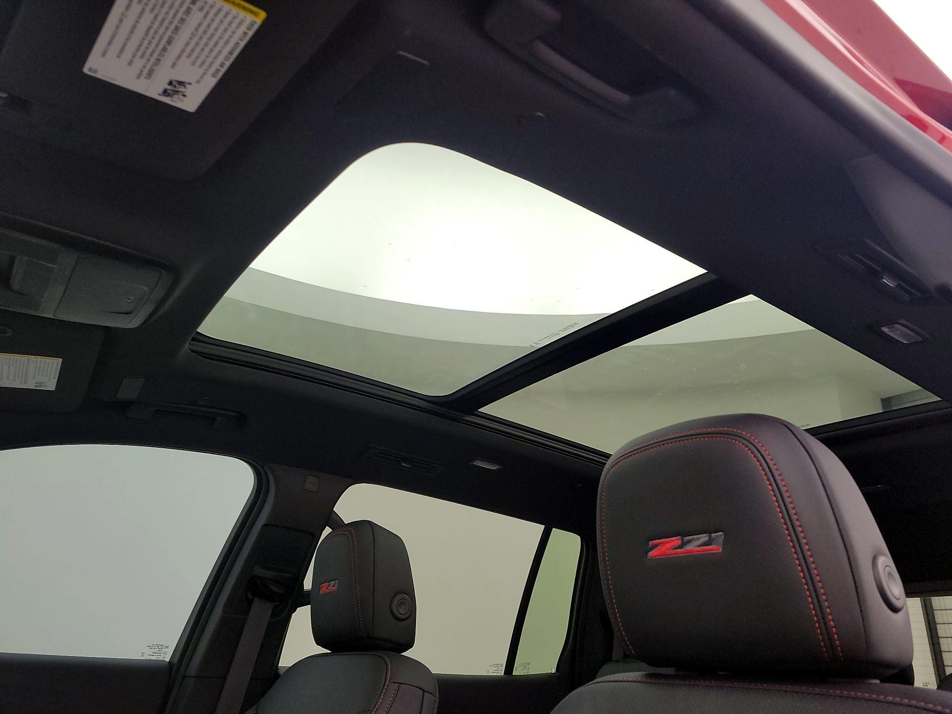 Thumbnail: 2025 Chevrolet Traverse - 18