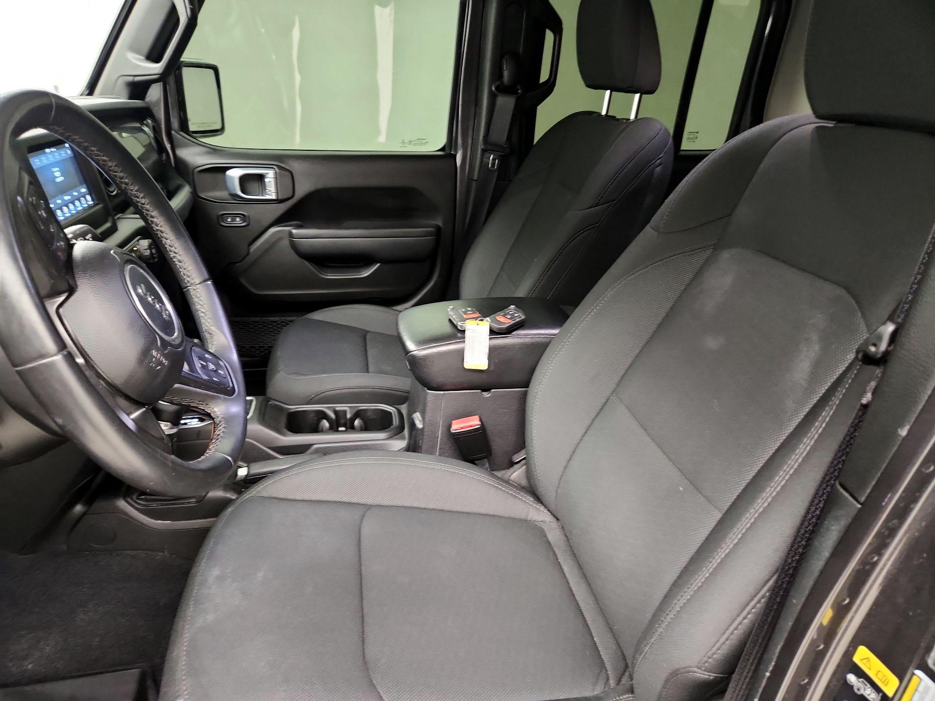 Thumbnail: 2022 Jeep Gladiator - 11