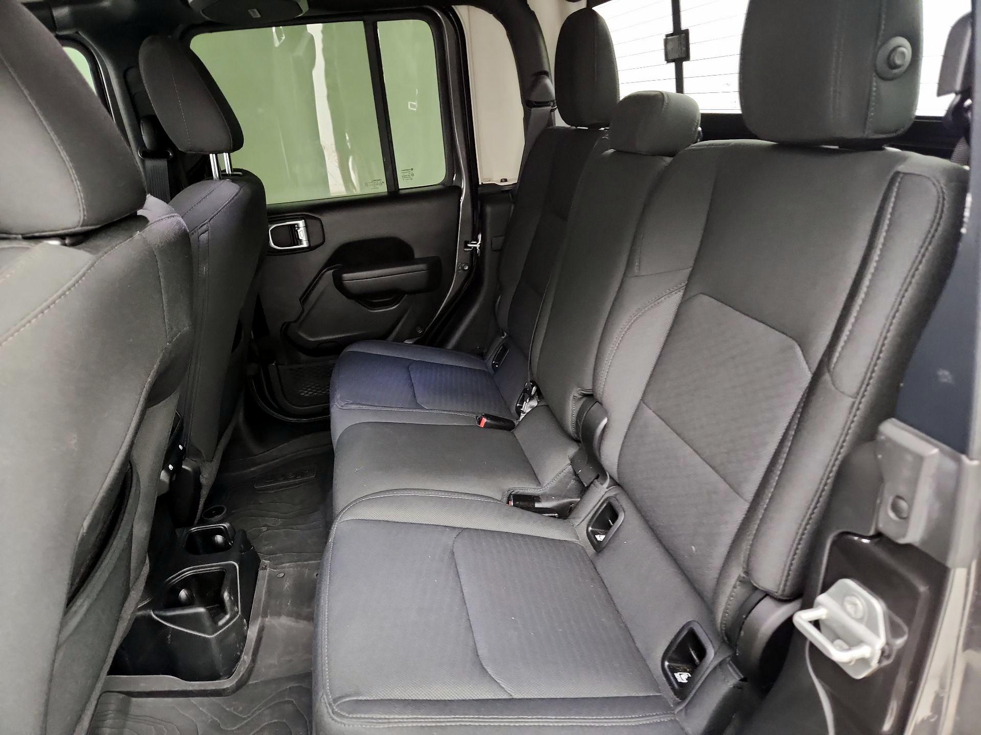 Thumbnail: 2022 Jeep Gladiator - 19