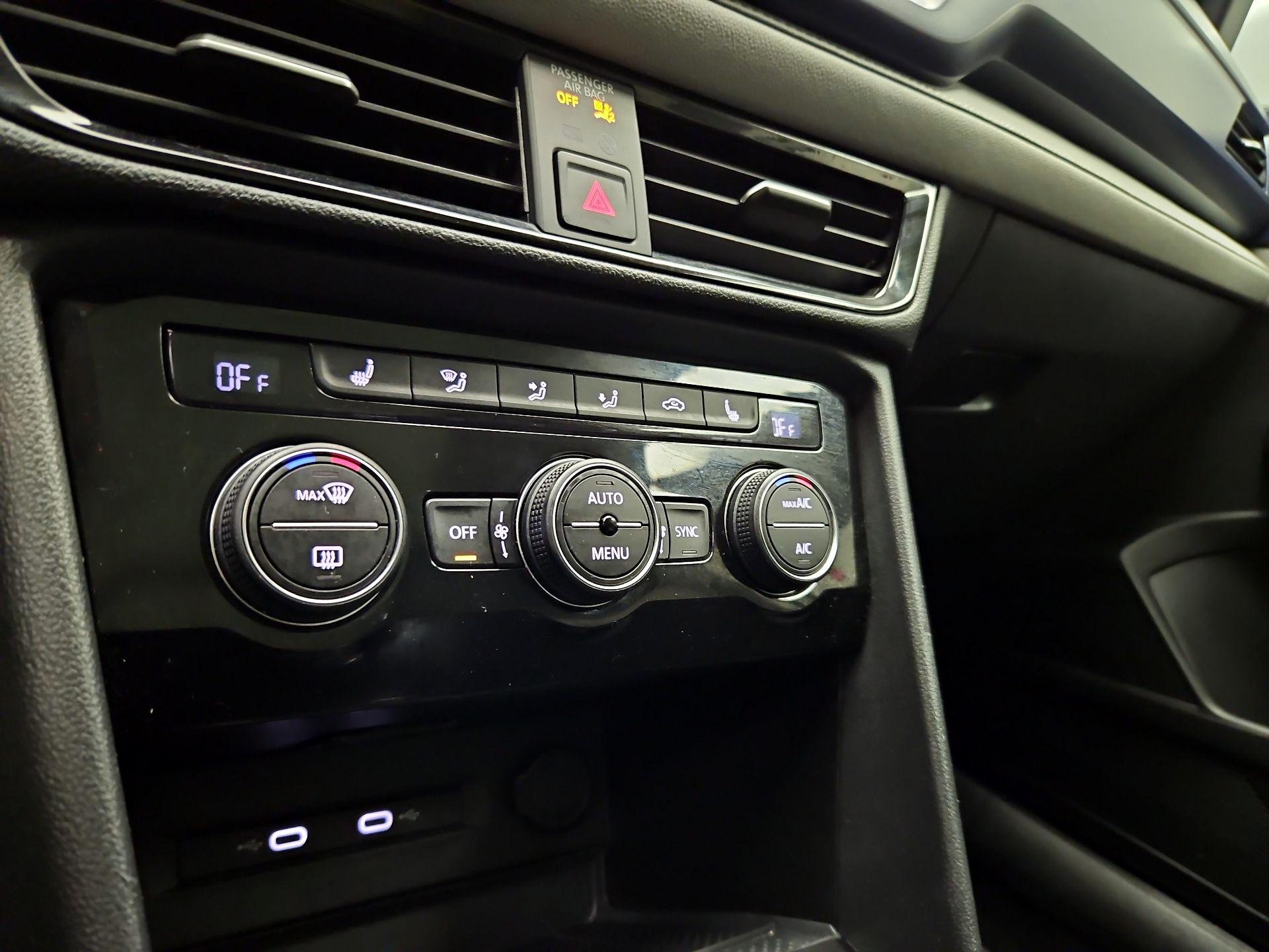 Thumbnail: 2024 Volkswagen Taos - 15