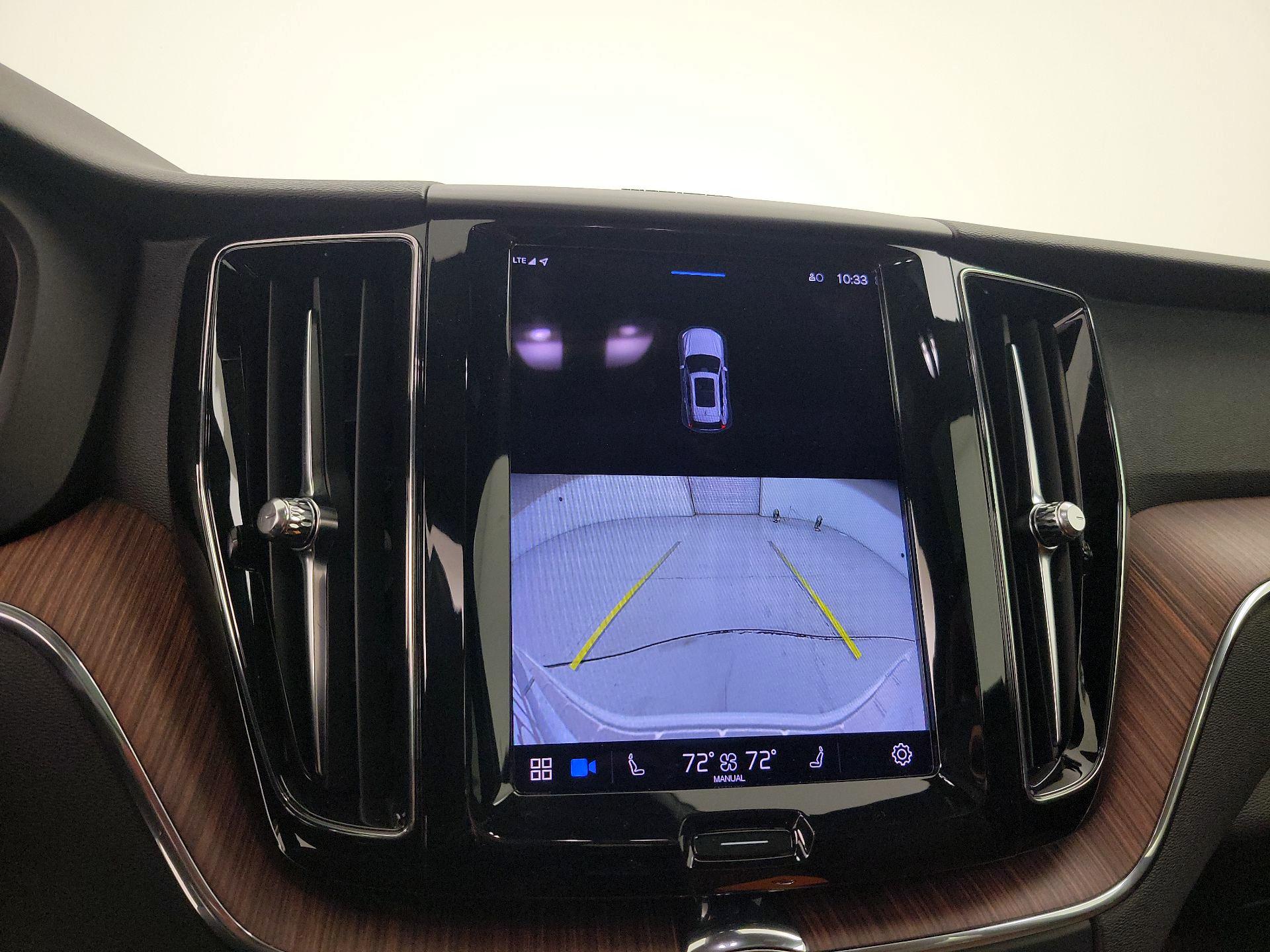 Thumbnail: 2023 Volvo XC60 - 15