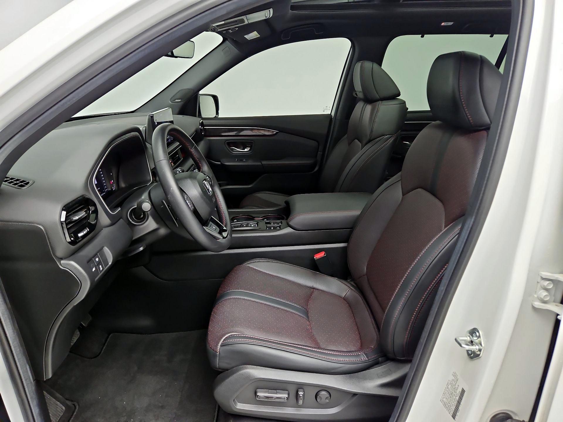 Thumbnail: 2025 Honda Pilot - 11