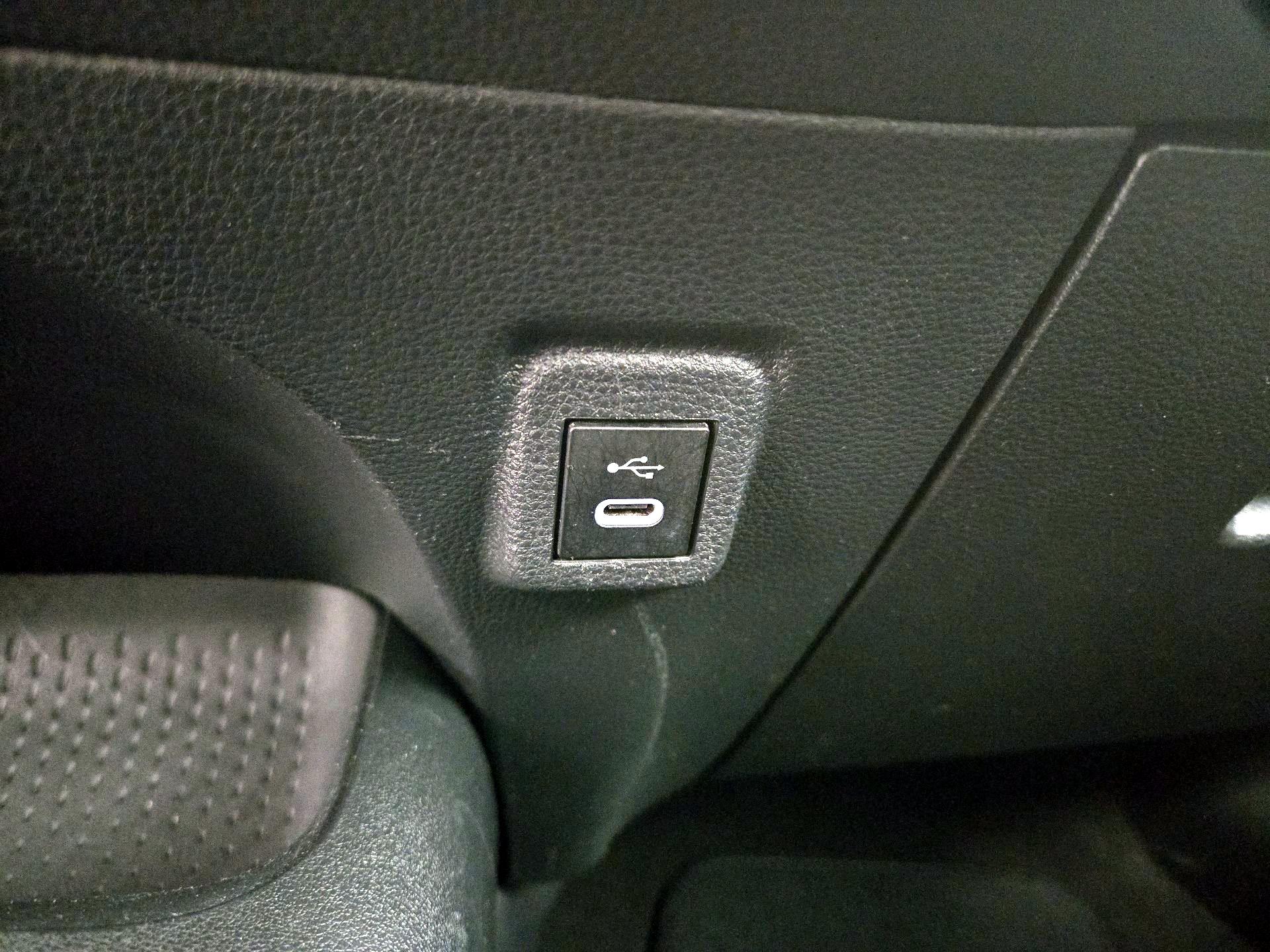 Thumbnail: 2024 Toyota Corolla - 18