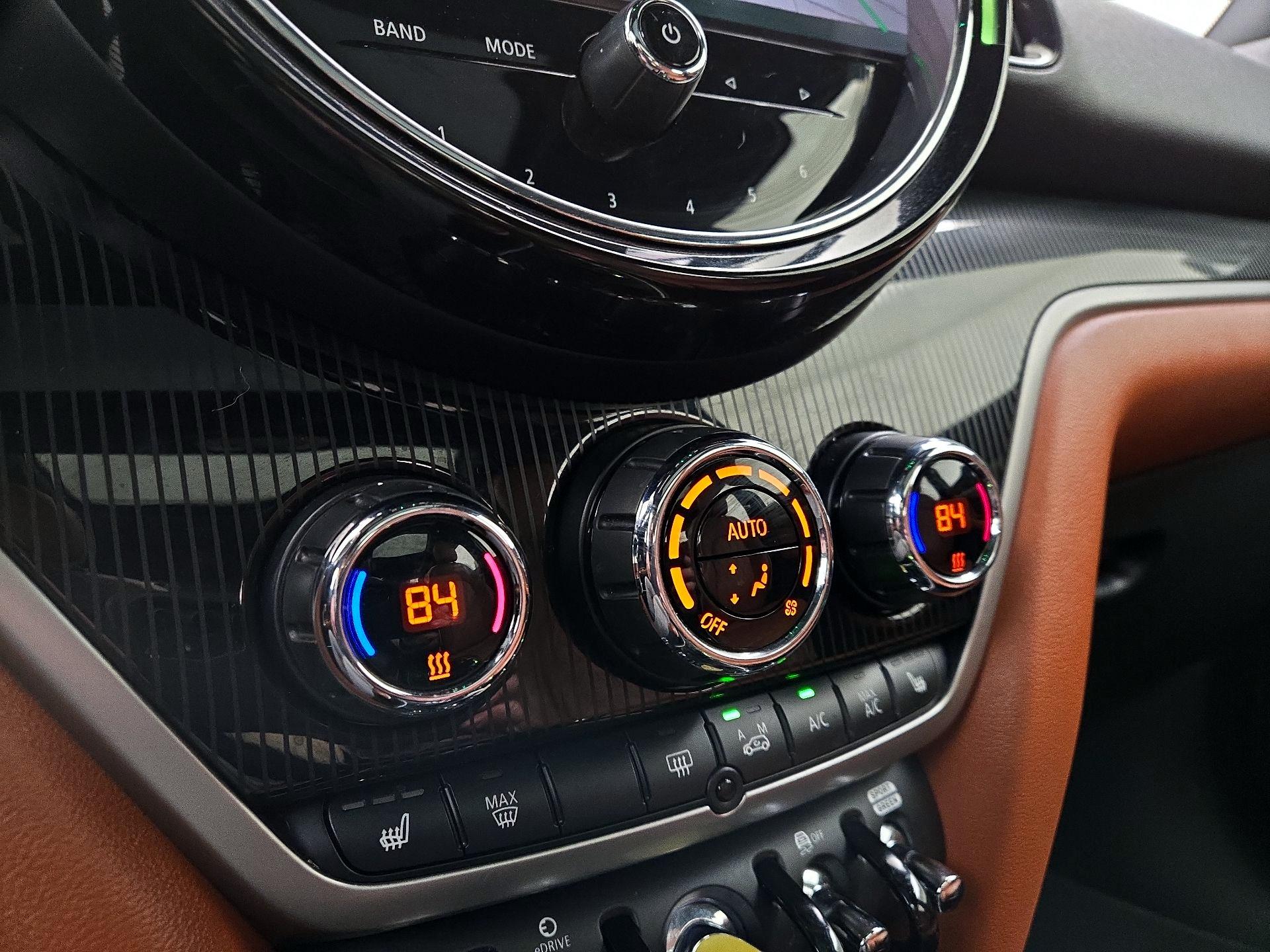 Thumbnail: 2022 MINI Cooper Countryman - 17