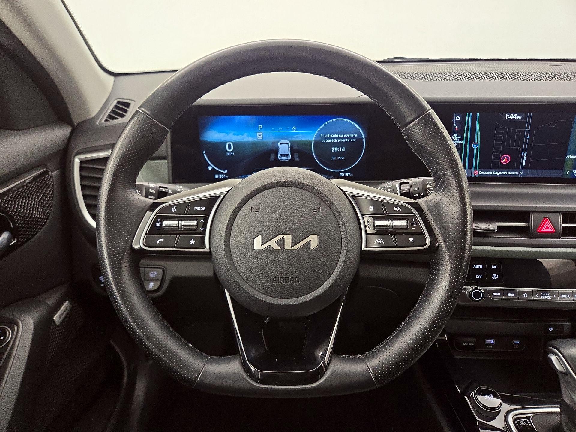 Thumbnail: 2024 Kia Seltos - 10