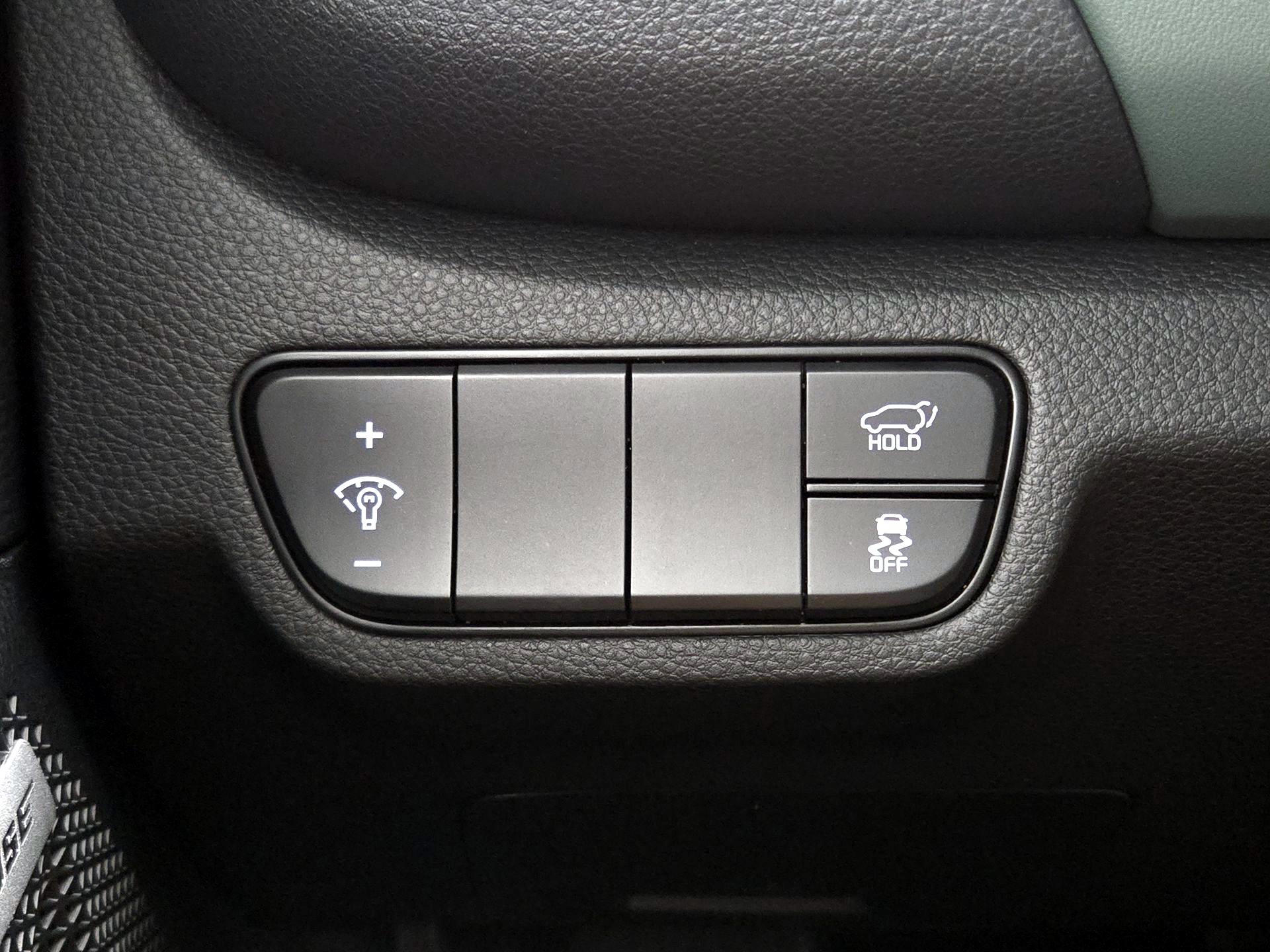 Thumbnail: 2024 Kia Seltos - 13