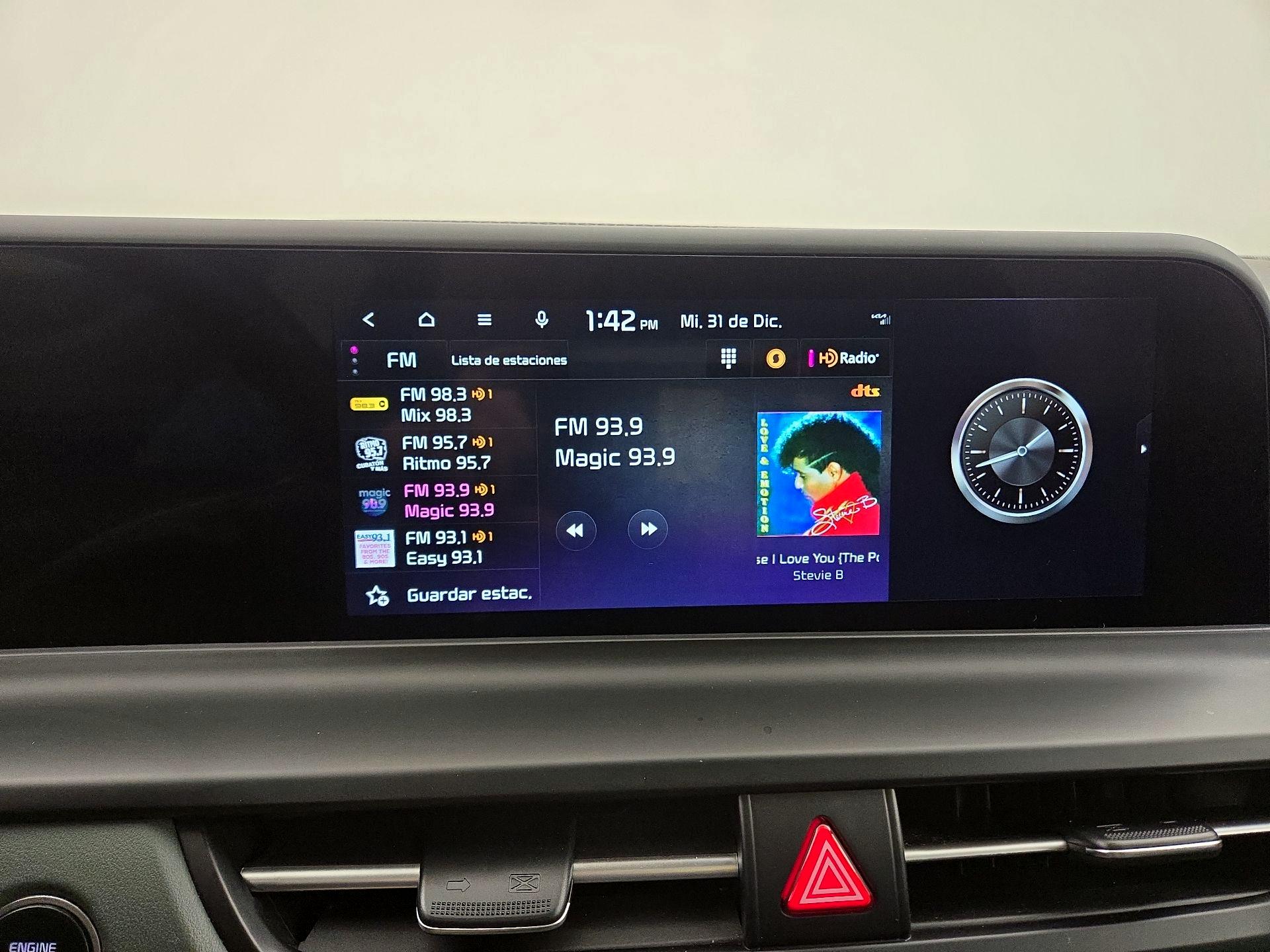 Thumbnail: 2024 Kia Seltos - 16