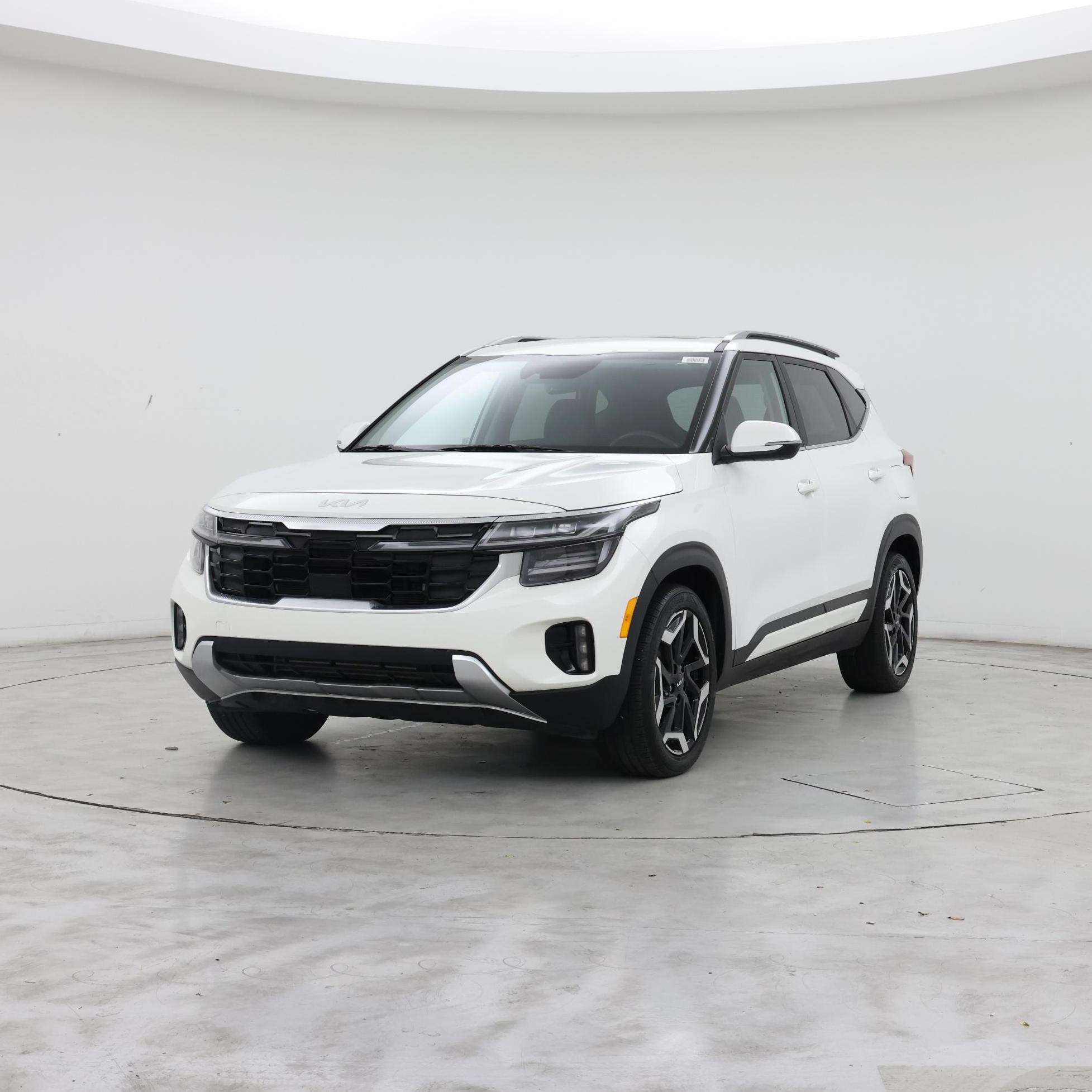 Thumbnail: 2024 Kia Seltos - 4