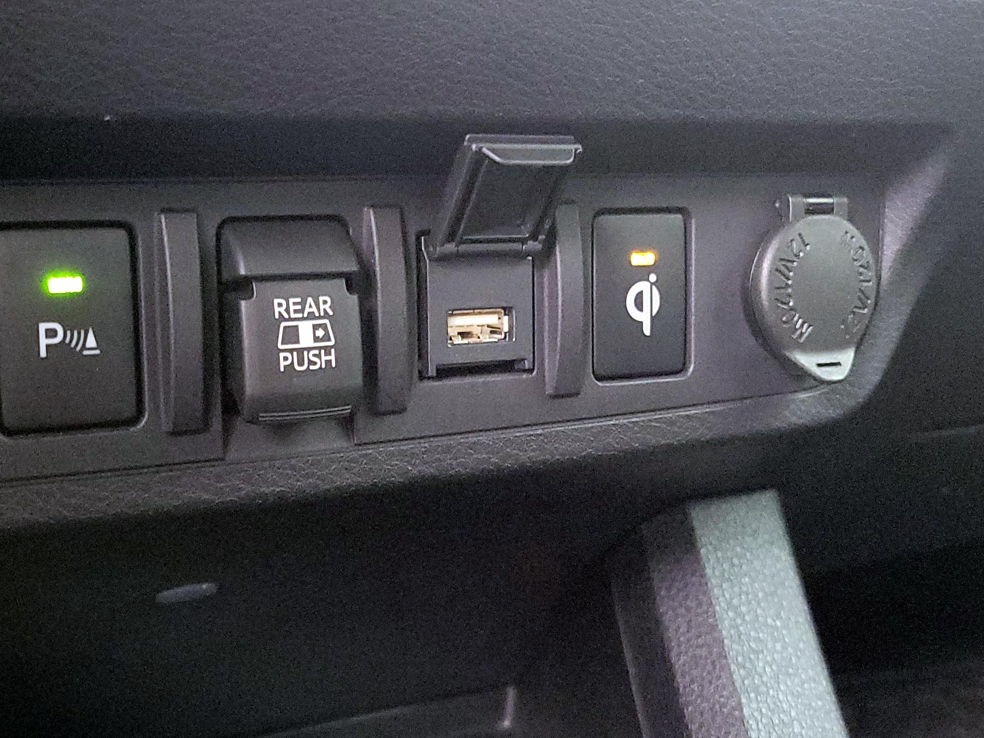 Thumbnail: 2023 Toyota Tacoma - 18