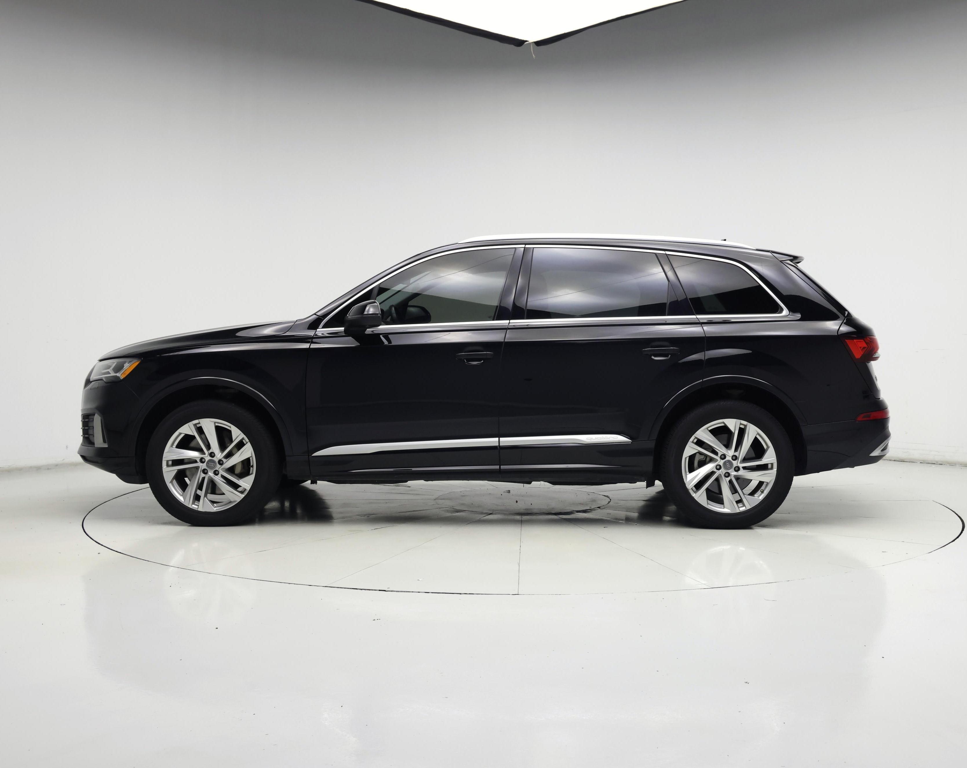 Thumbnail: 2020 Audi Q7 - 3