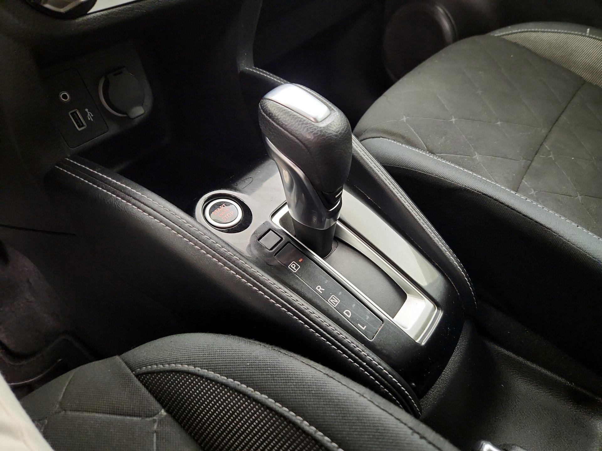 Thumbnail: 2020 Nissan Kicks - 17