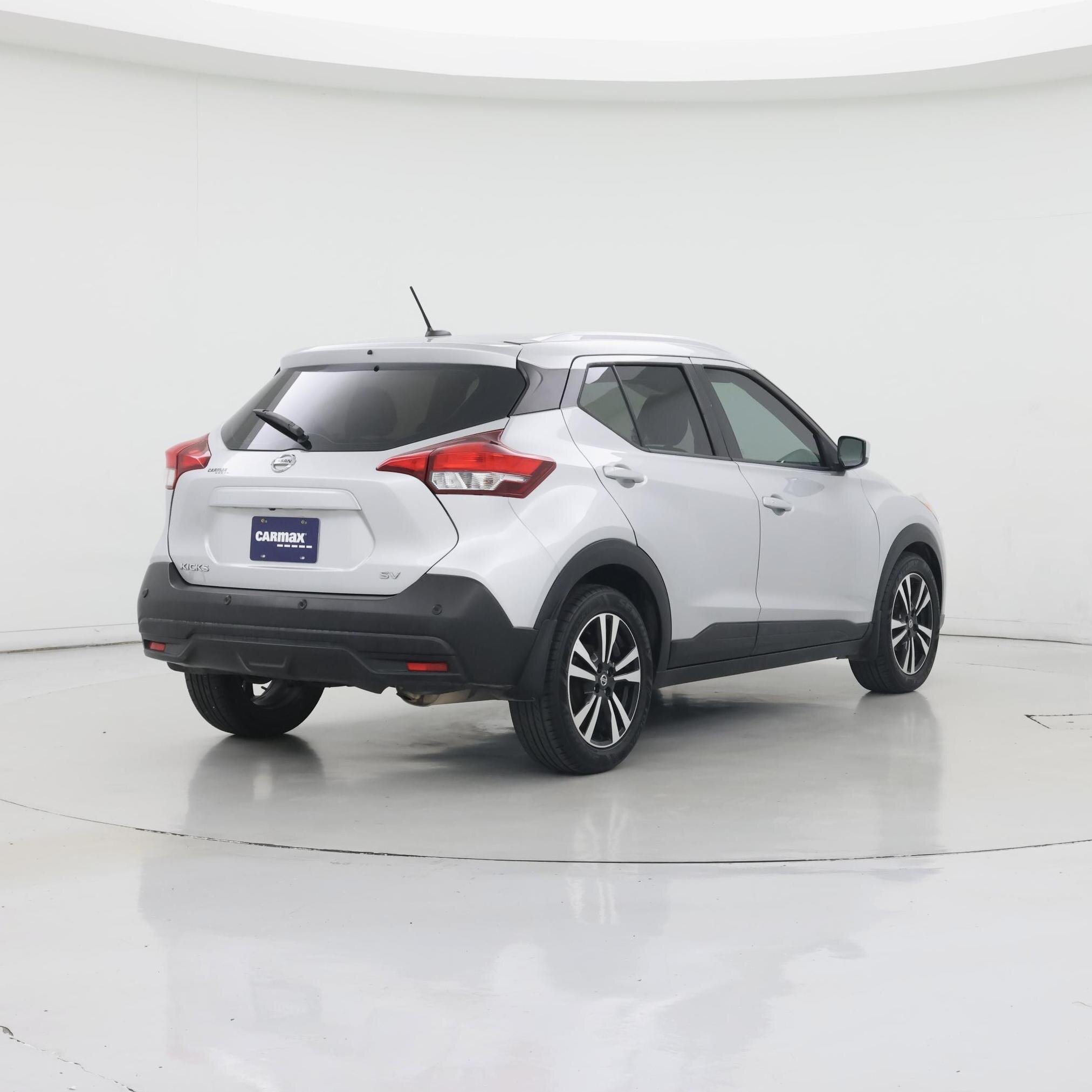 Thumbnail: 2020 Nissan Kicks - 8