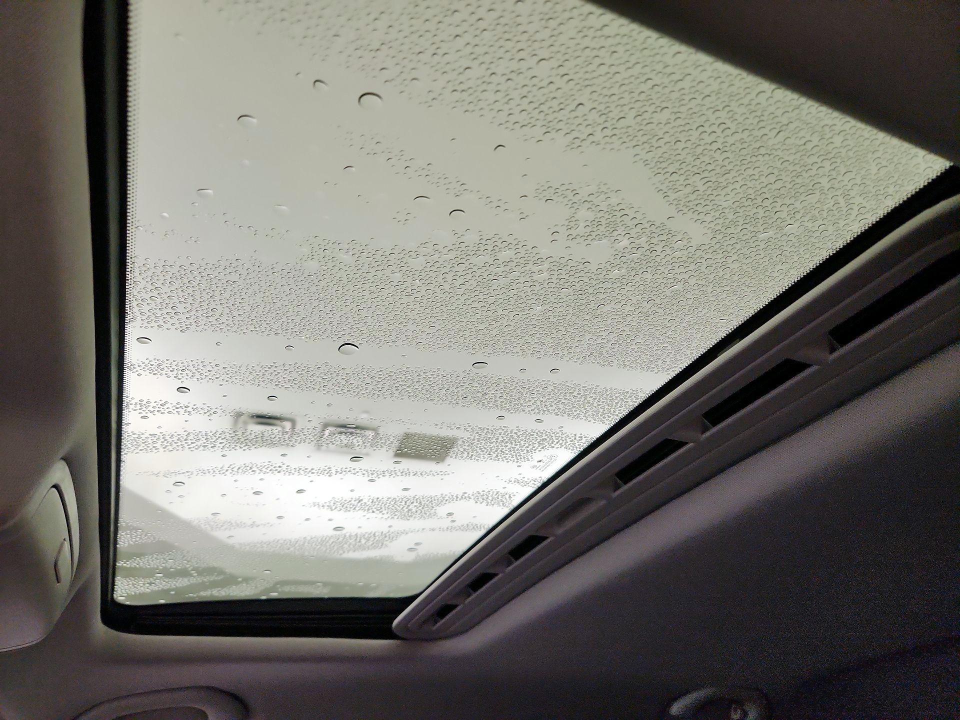 Thumbnail: 2022 Volkswagen Passat - 19