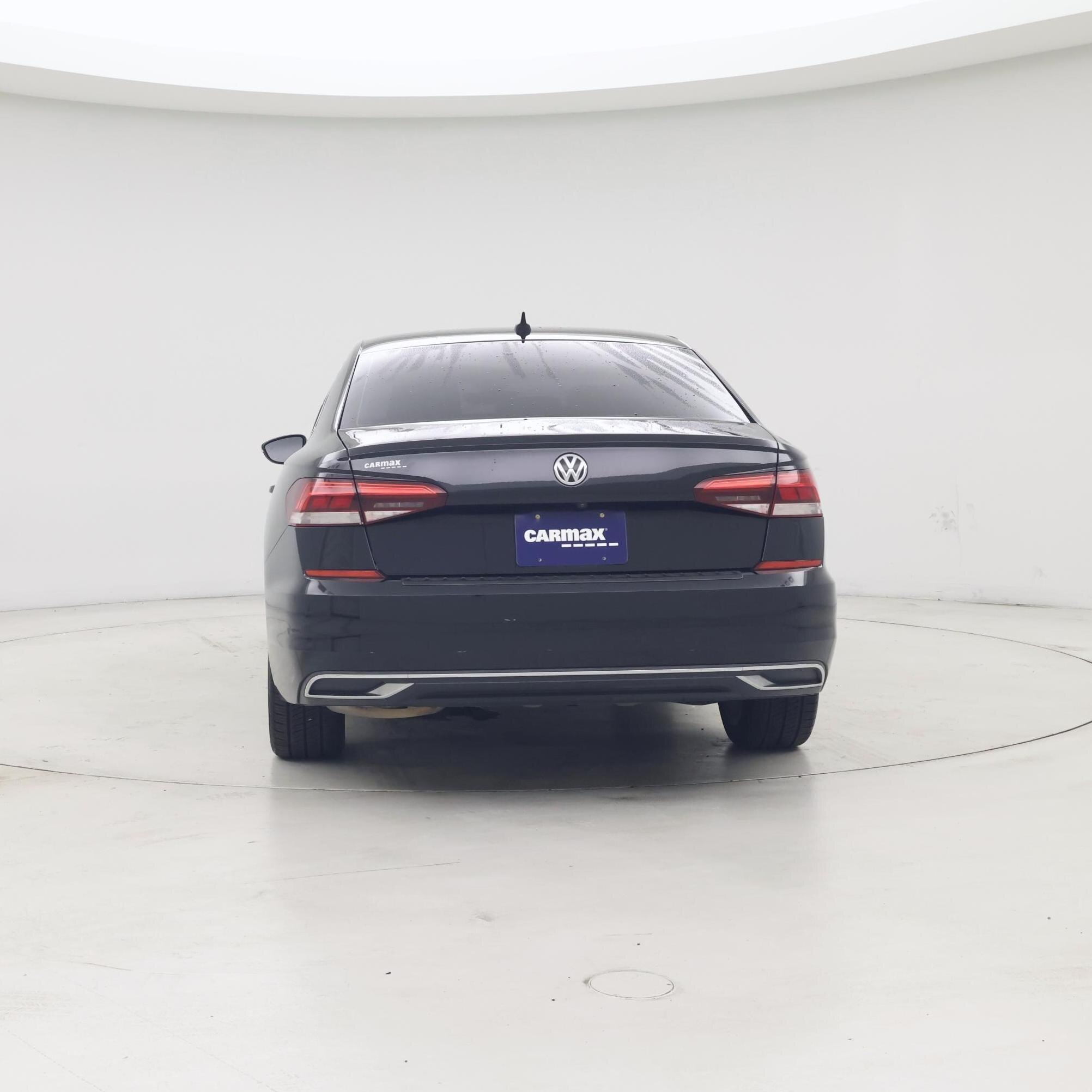 Thumbnail: 2022 Volkswagen Passat - 6