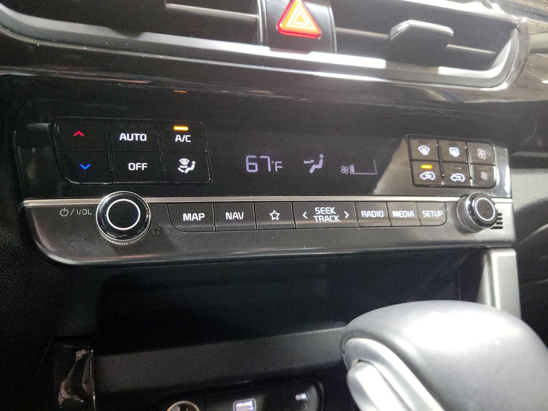 Thumbnail: 2024 Kia Seltos - 17