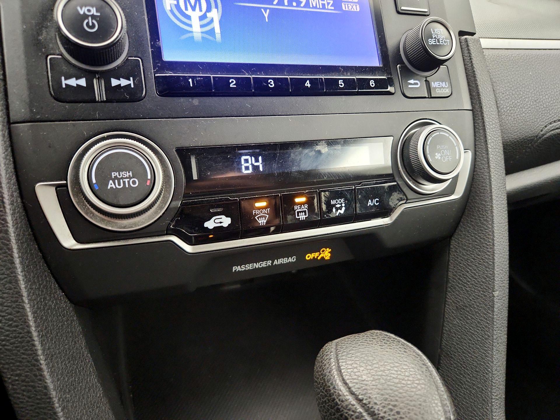 Thumbnail: 2016 Honda Civic - 16