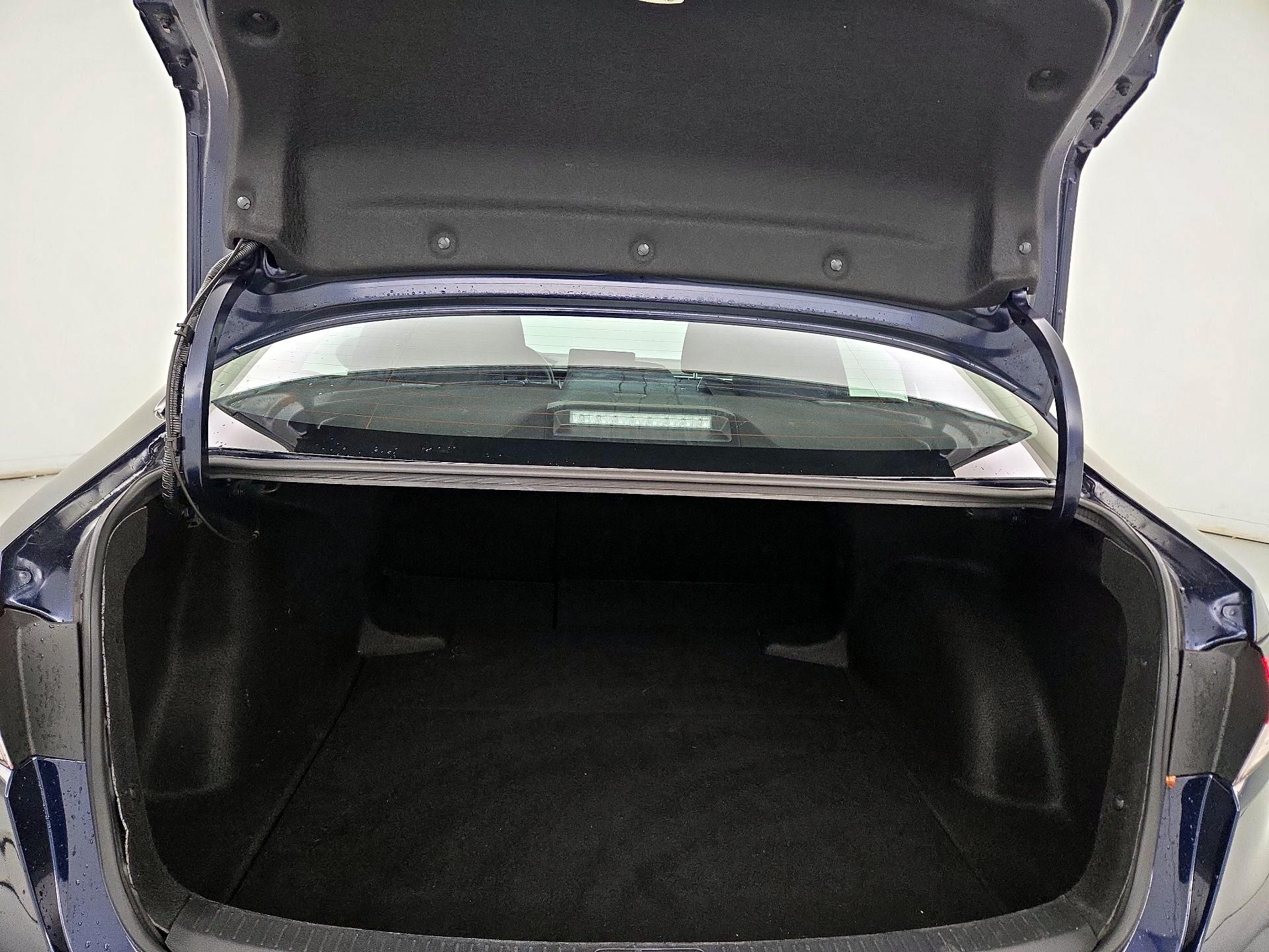 Thumbnail: 2025 Toyota Corolla - 20