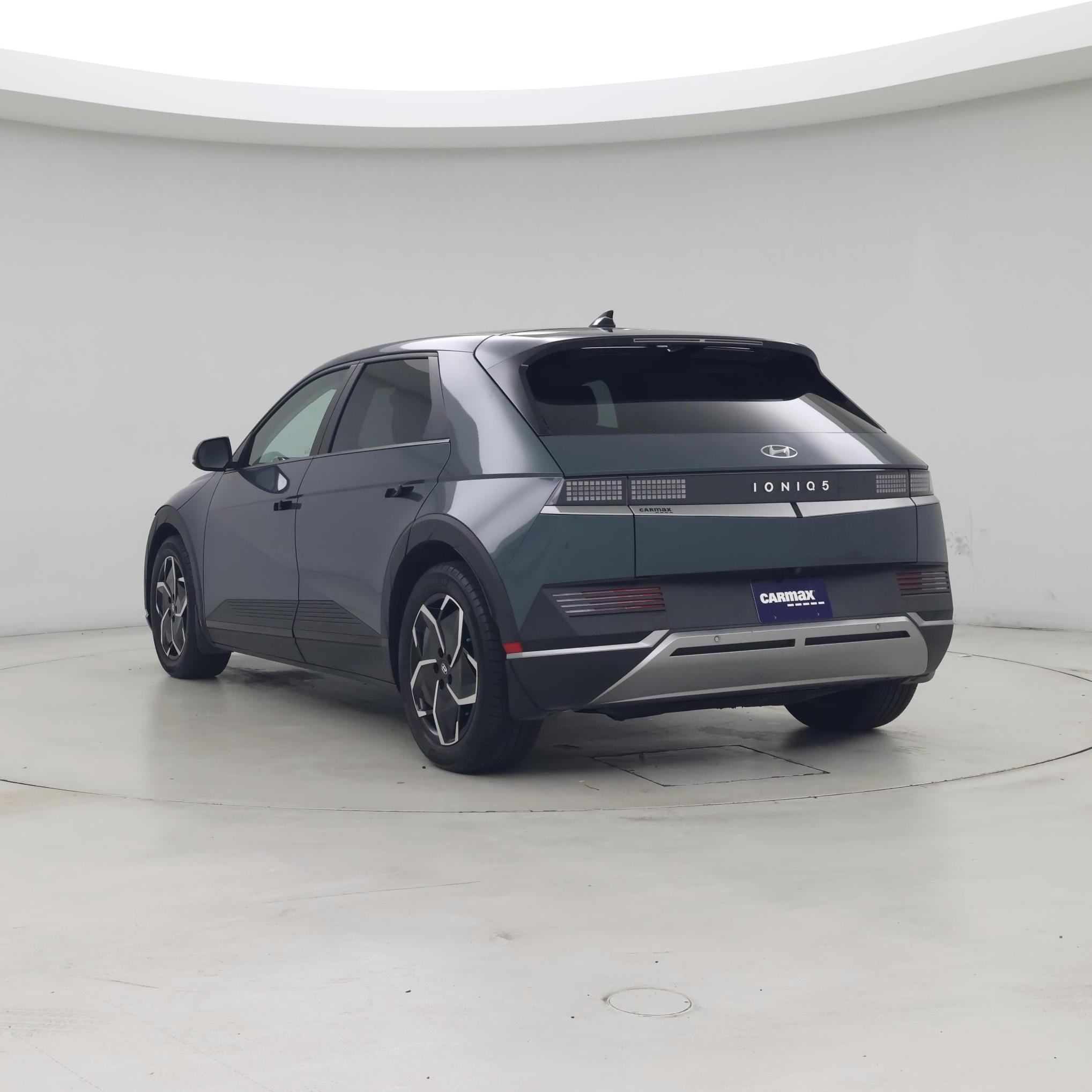 Thumbnail: 2023 Hyundai Ioniq 5 - 2