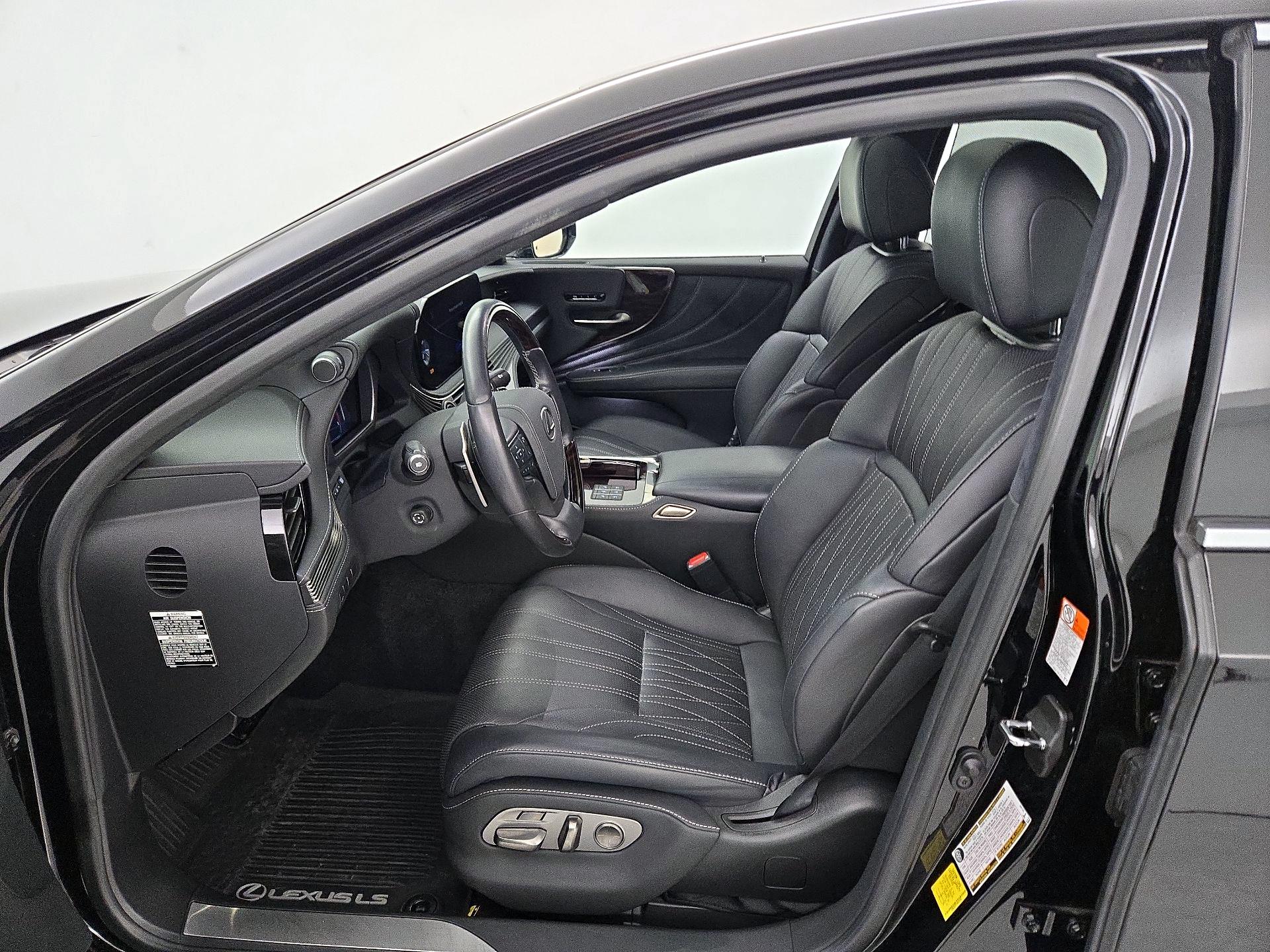 Thumbnail: 2023 Lexus LS - 11