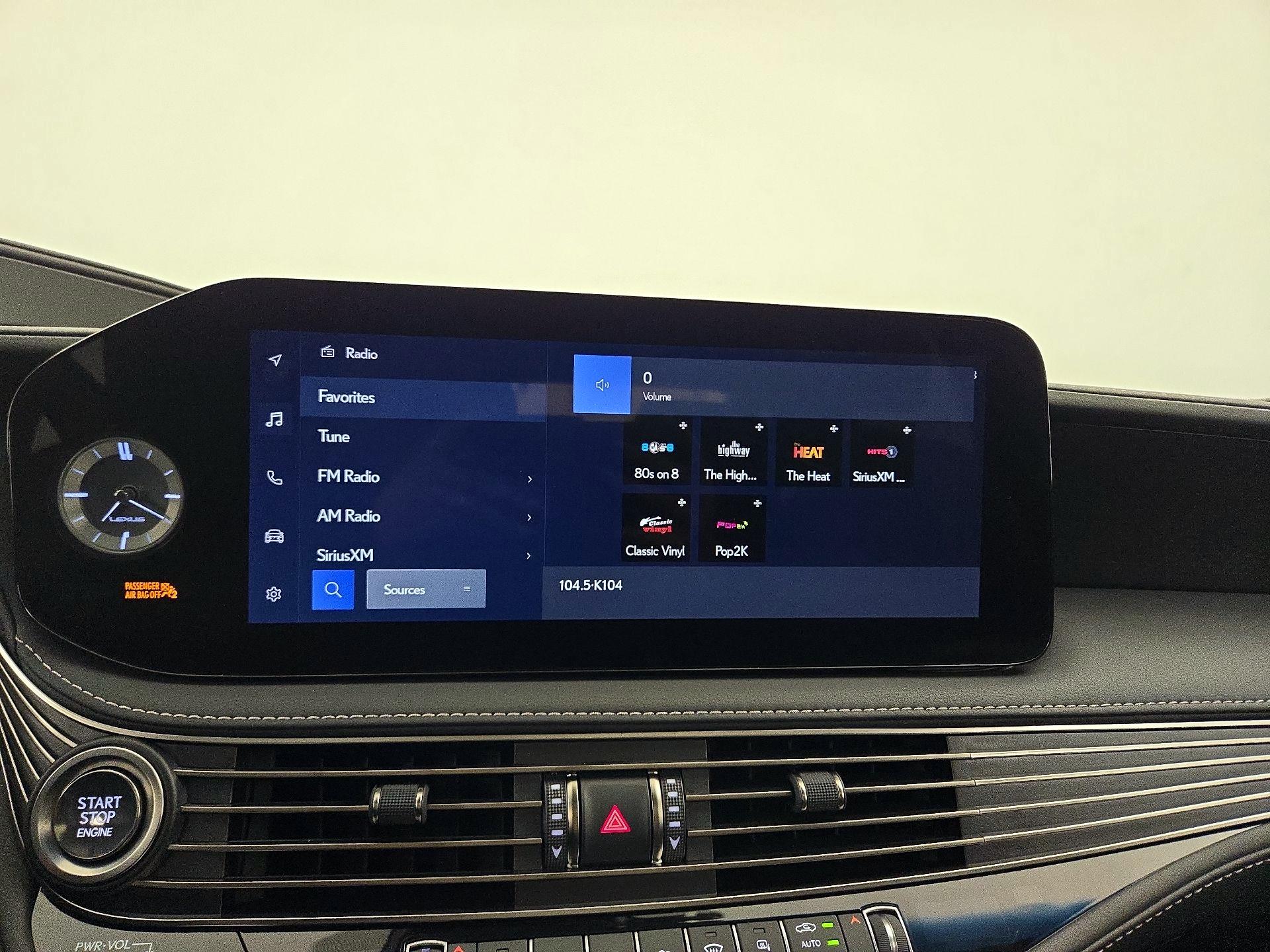 Thumbnail: 2023 Lexus LS - 15