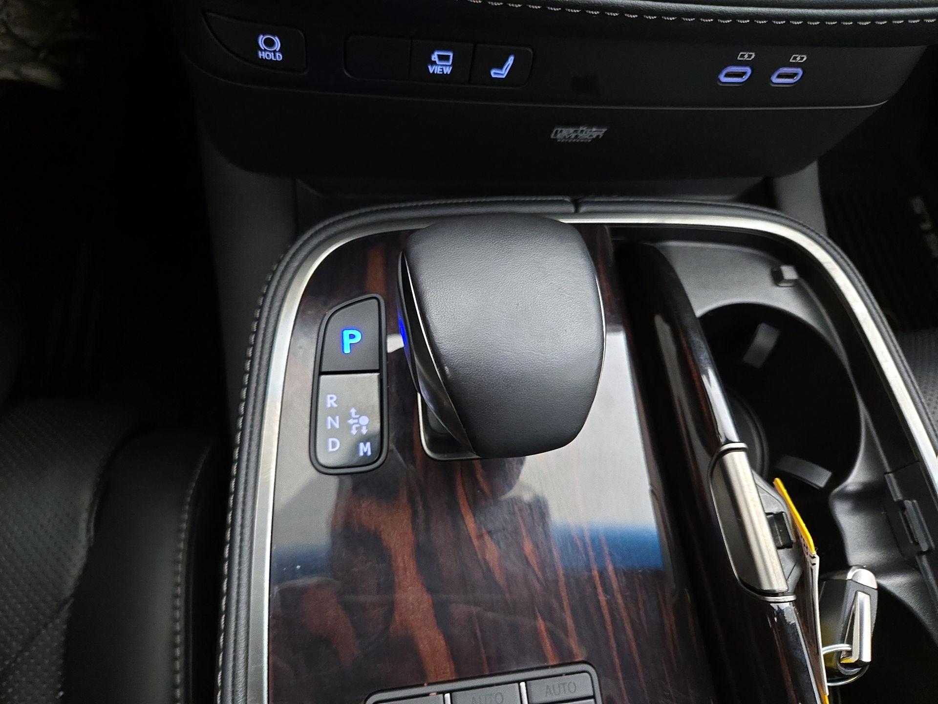 Thumbnail: 2023 Lexus LS - 17