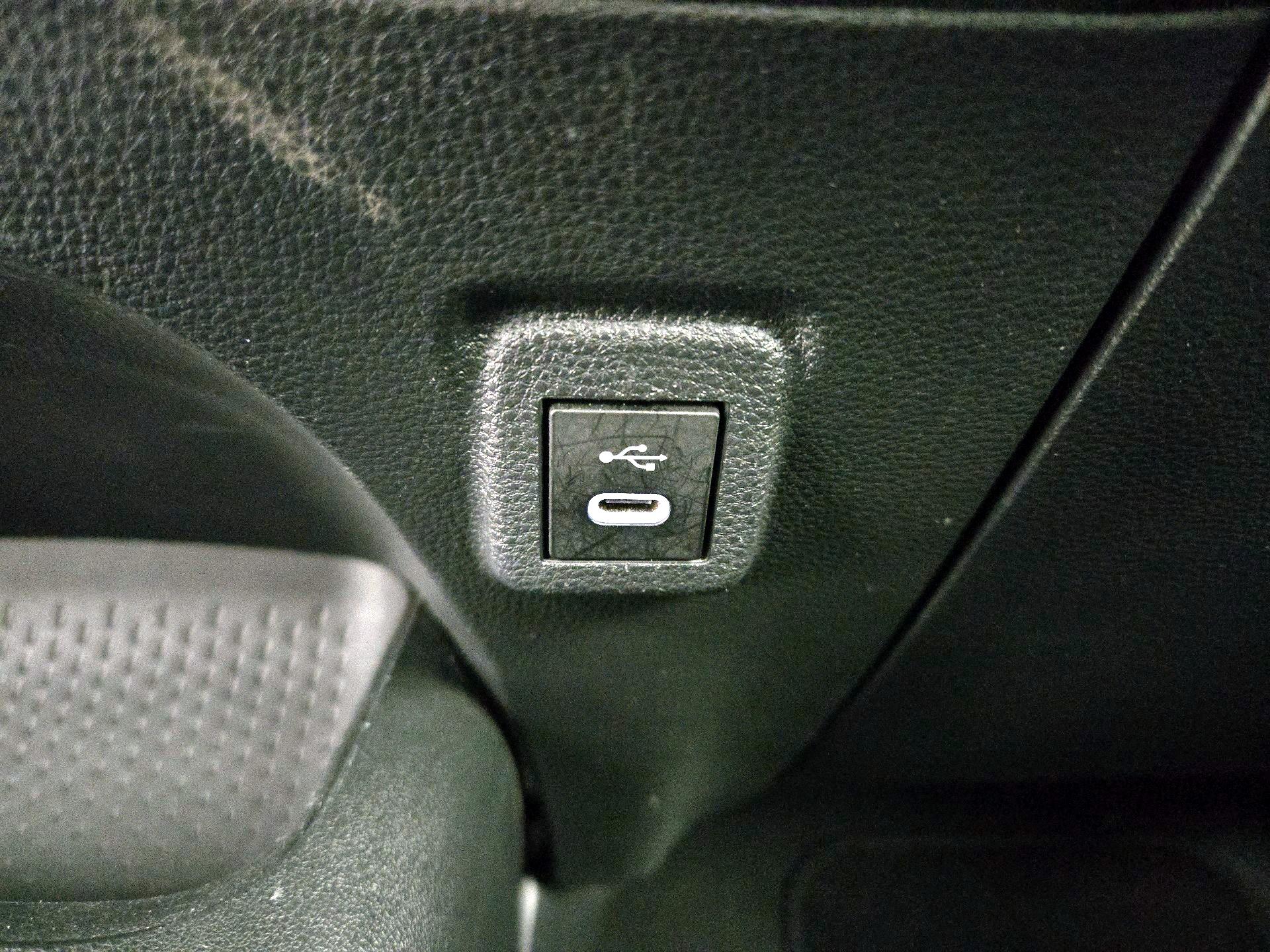 Thumbnail: 2024 Toyota Corolla - 18