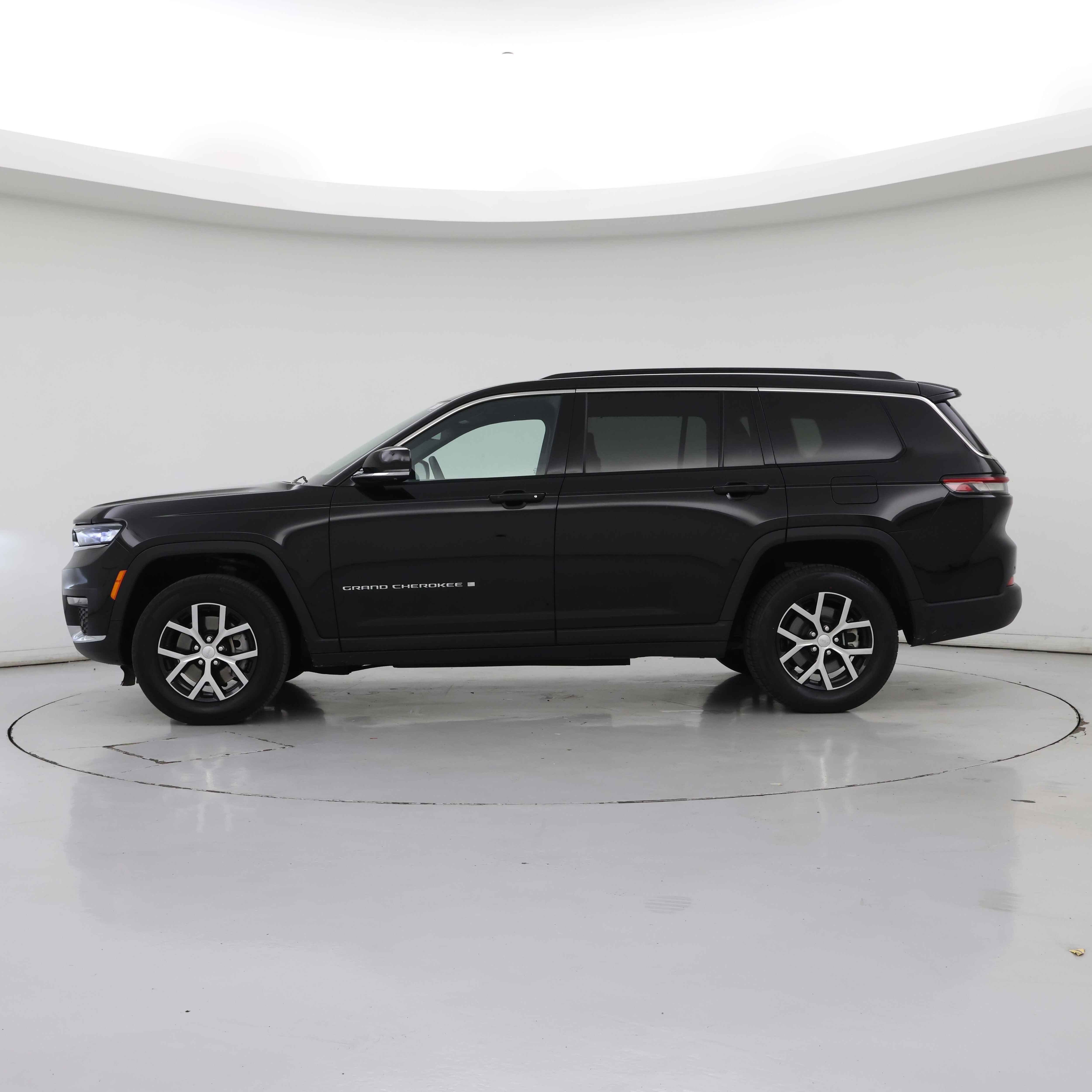 Thumbnail: 2024 Jeep Grand Cherokee L - 3