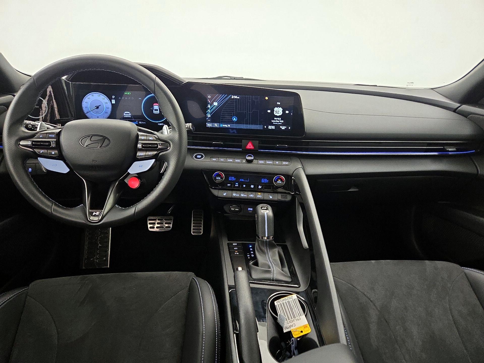 Thumbnail: 2025 Hyundai Elantra - 9