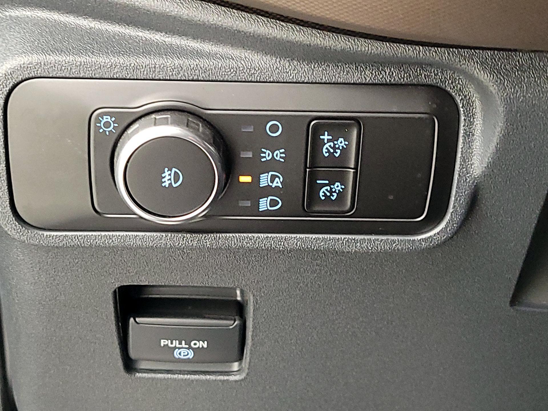 Thumbnail: 2023 Ford Bronco - 13